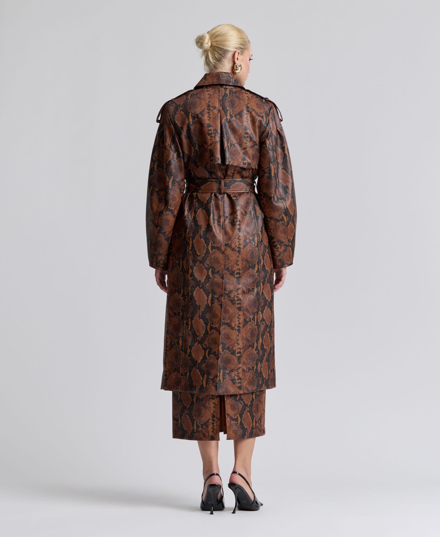 Women's Button-Front Spread Collar Maxi Coat