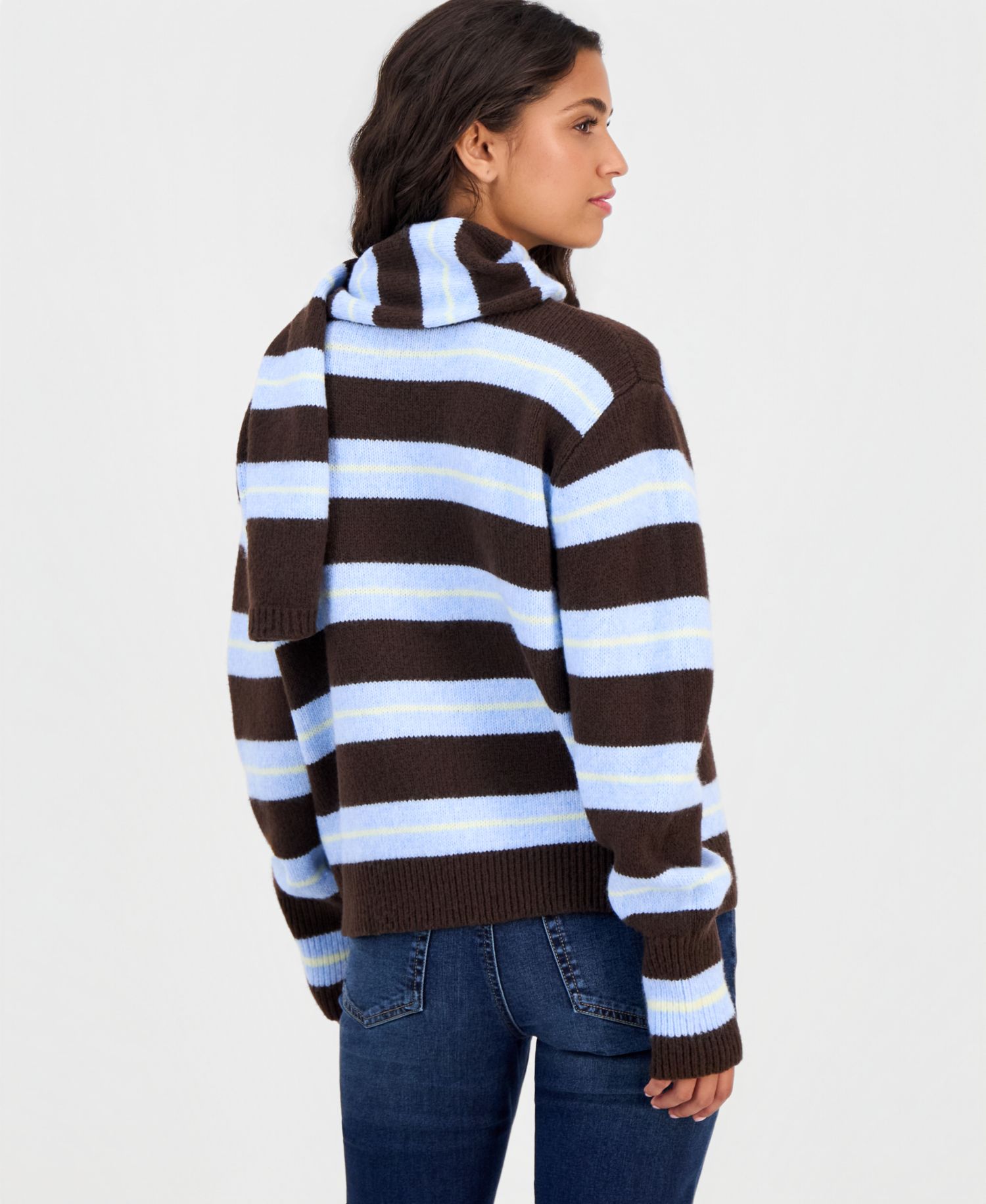 Juniors' Oversized Stripe Long-Sleeve Crewneck Pullover with Matching Scarf