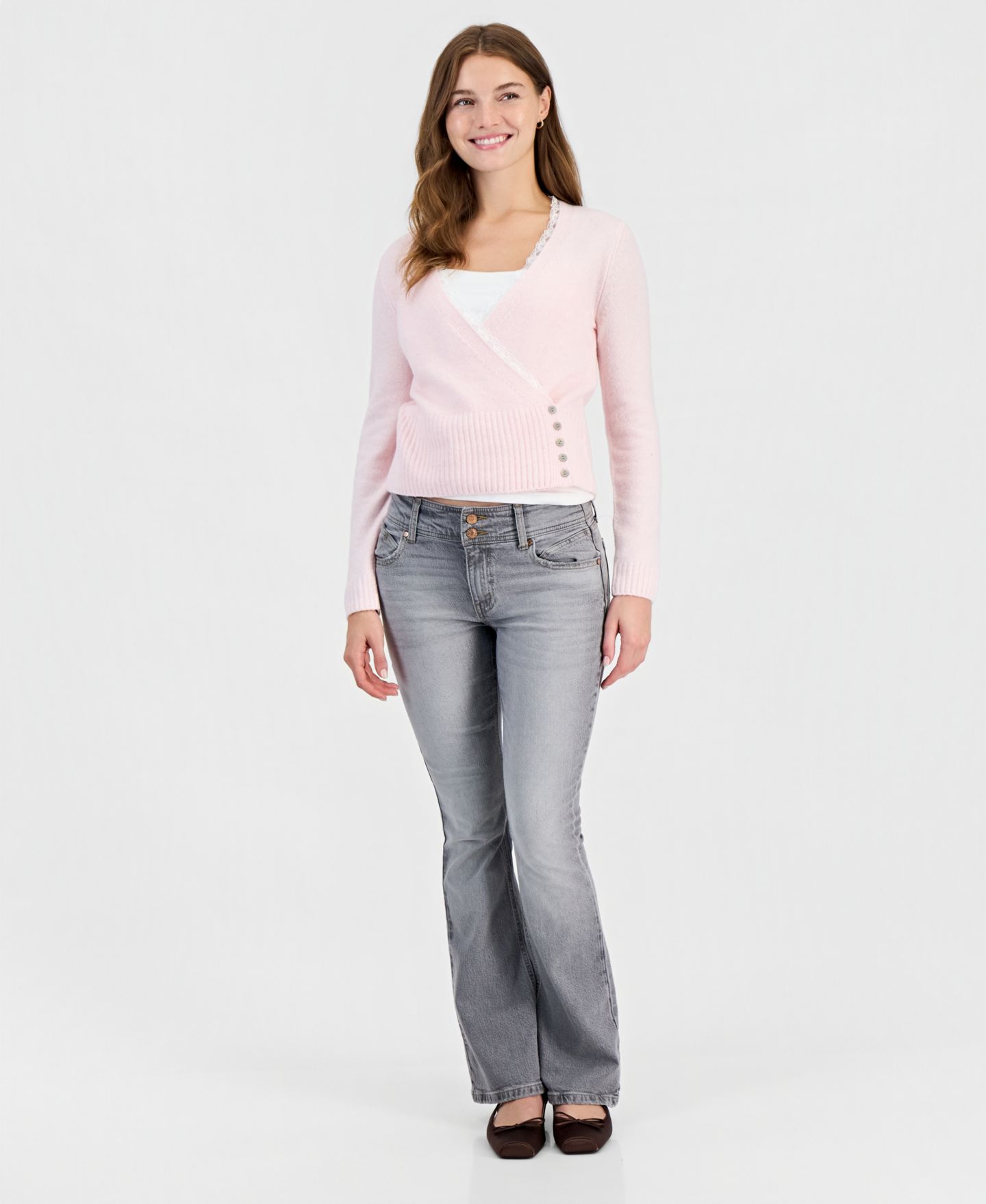 Женский свитер Hooked Up by IOT Juniors' Surplice V-Neck Lace, цвет: Ballet Slipper — фото 4