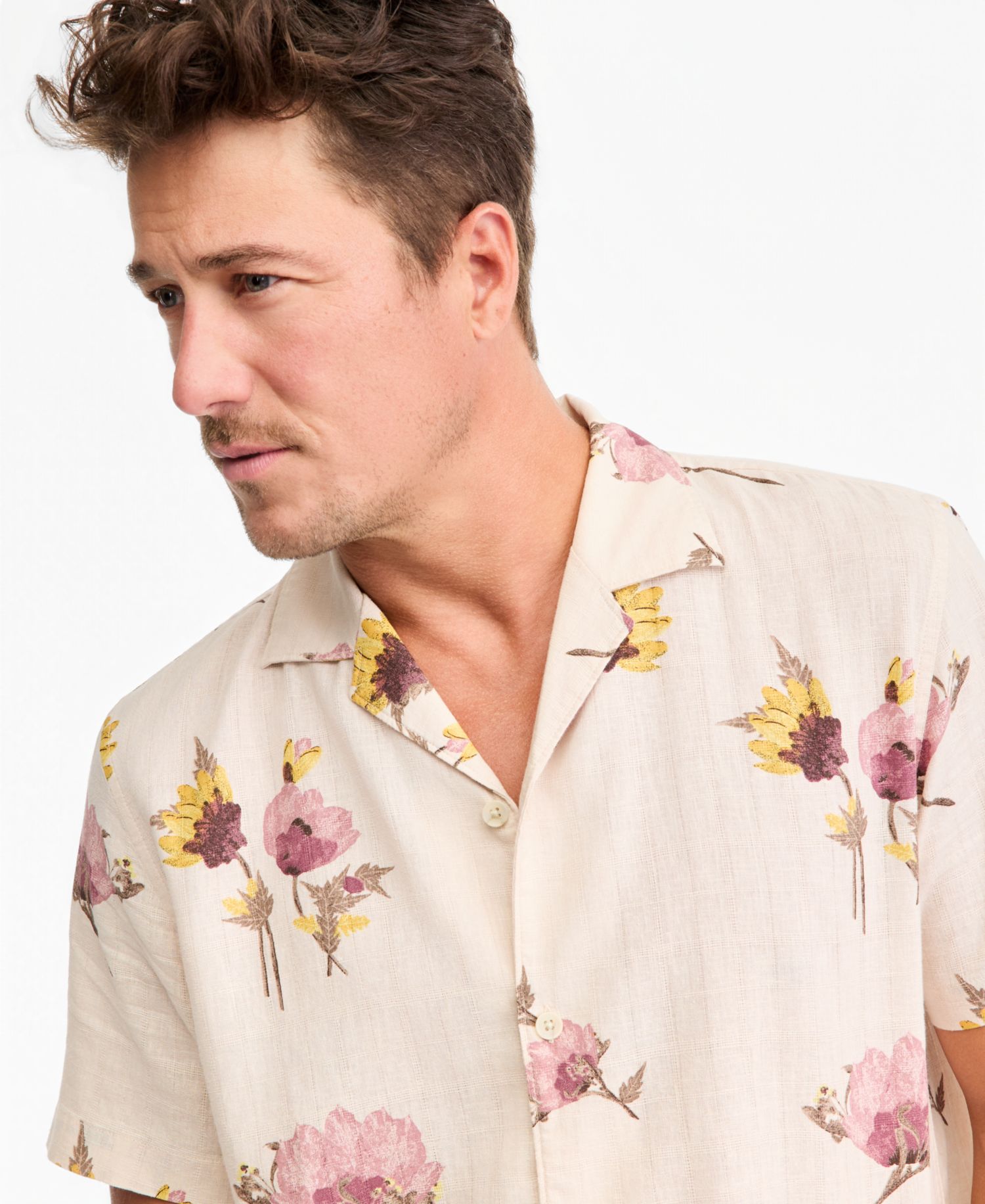 Men's Short-Sleeve Scape Pressed Floral Camp Shirt