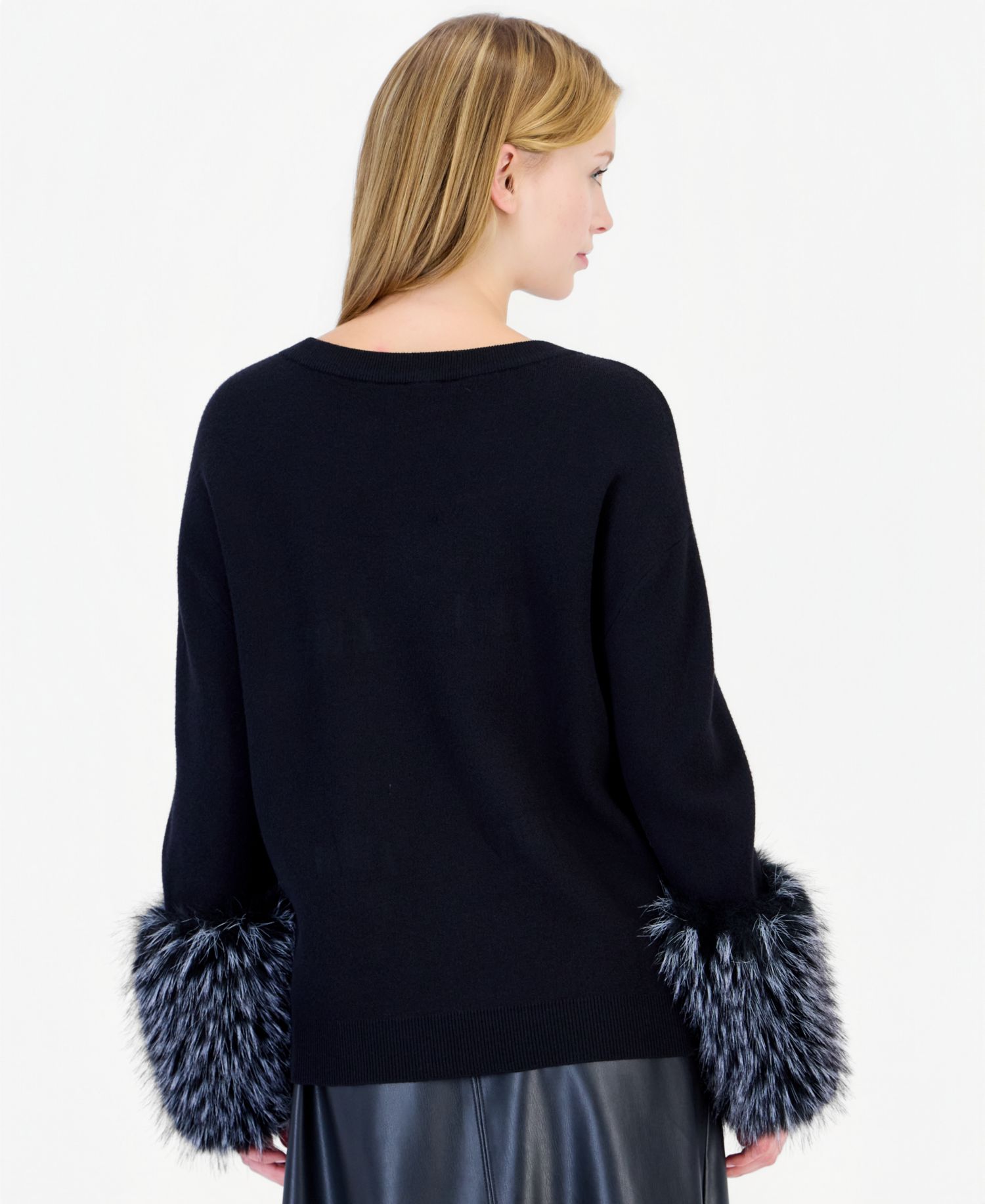 Women's Long-Sleeve Crewneck Faux-Fur Trim Pullover Sweater