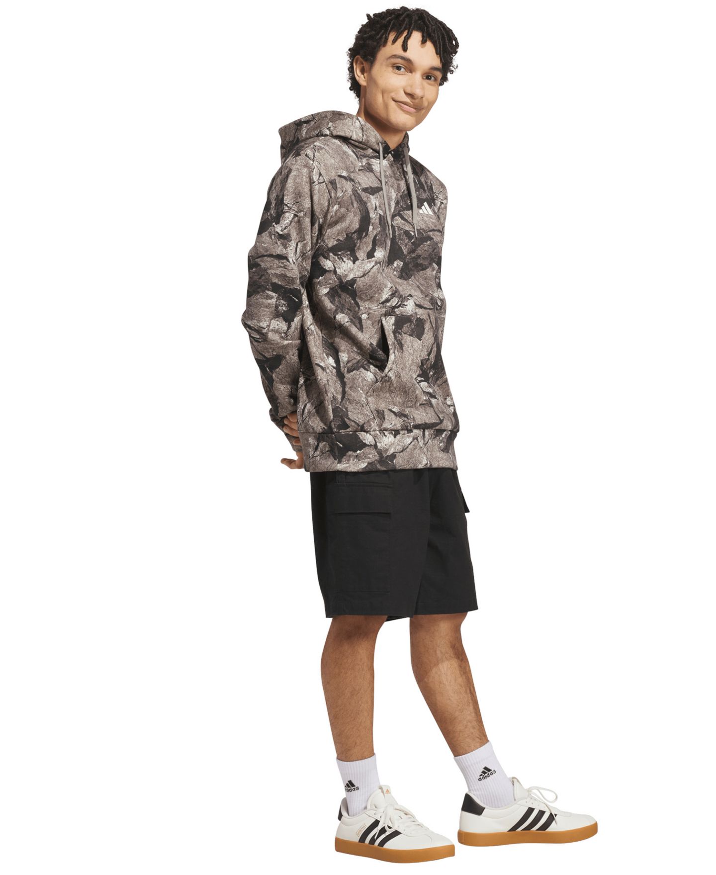 Мужское худи adidas Rock Camo Graphic Pullover, цвет: Серебряный галечный — фото 2