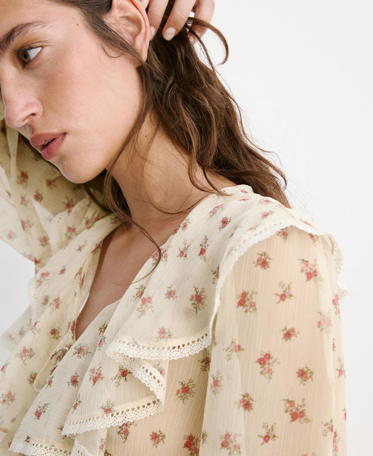 Women's Ruffled Floral Blouse