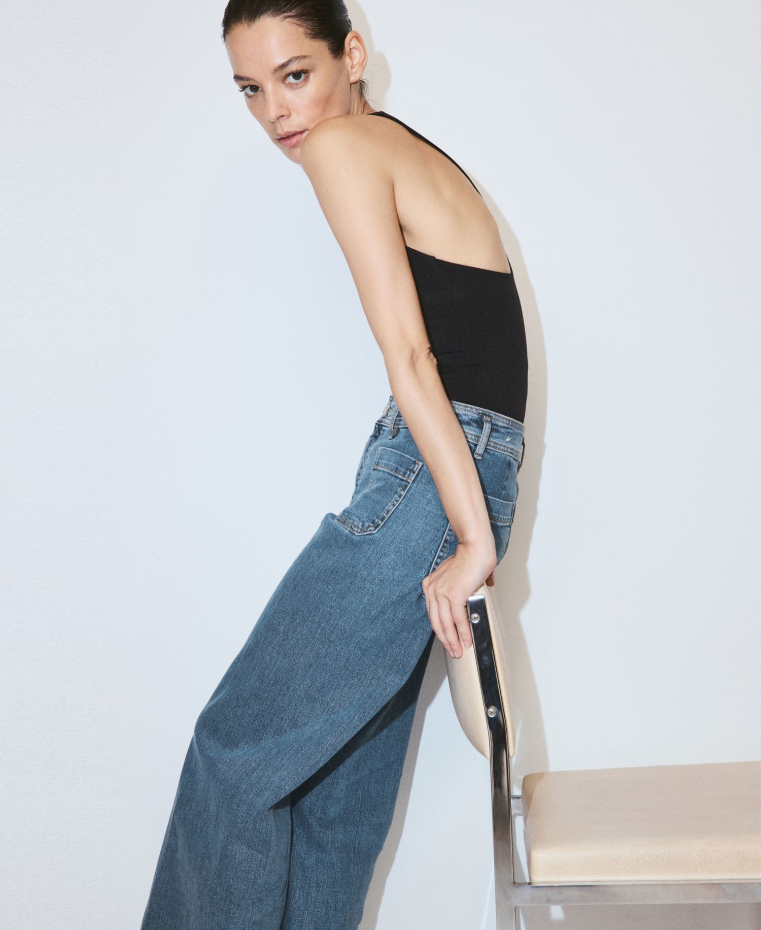 Women's High-Waisted Wide leg Jeans