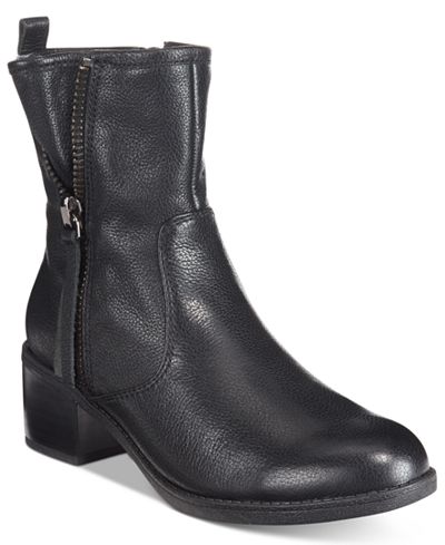 Clarks Collection Women's Nevella Devon Zippered Booties