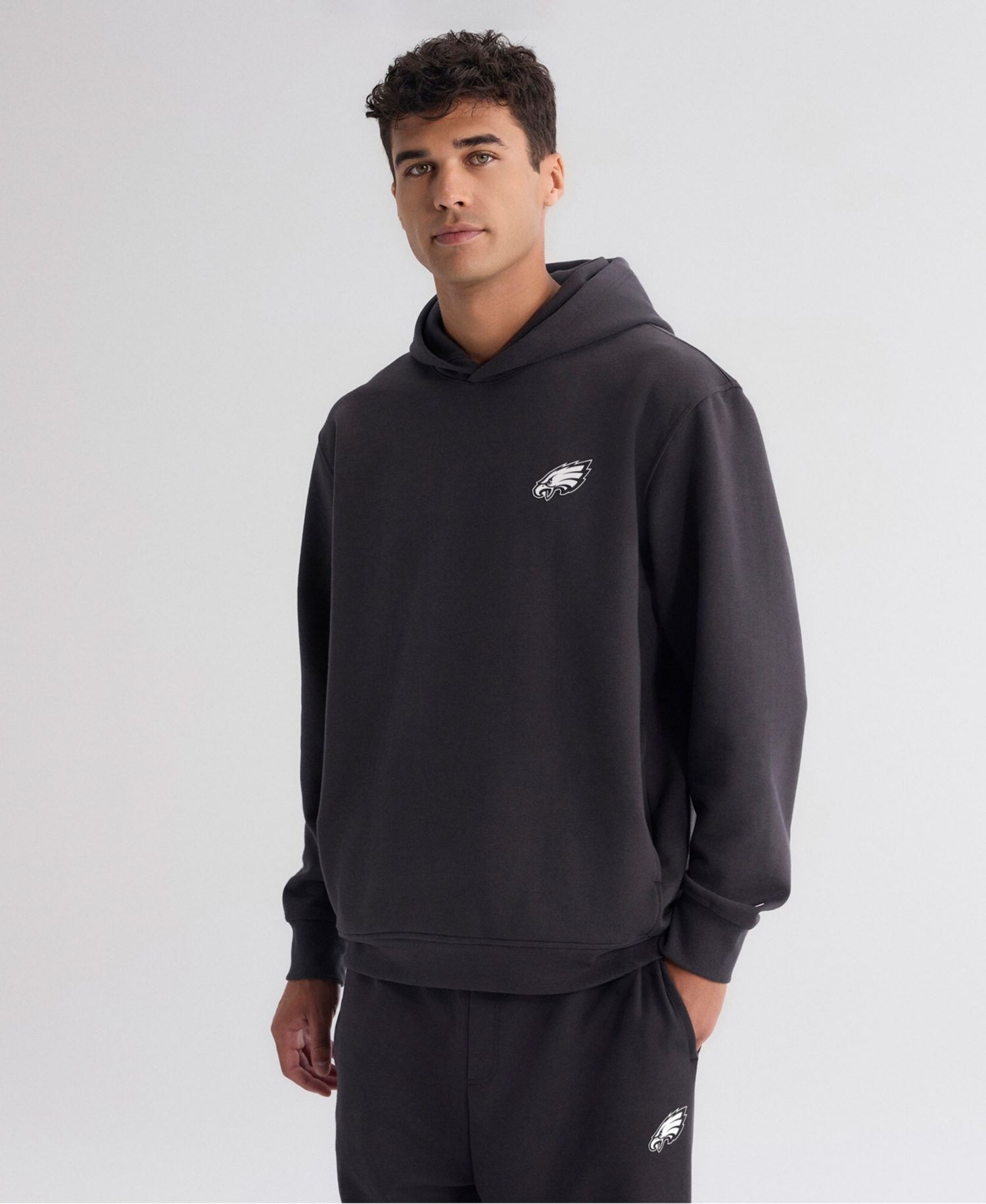 Men's Charcoal Philadelphia Eagles Clutch Tri-Blend Hoodie