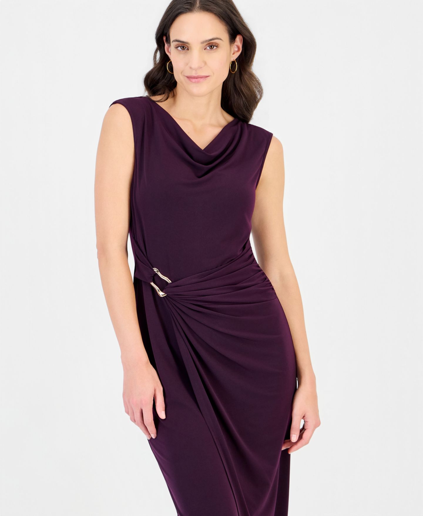 Женское платье Connected Cowl Neck Sleeveless Wrap, цвет: Баклажановый — фото 2
