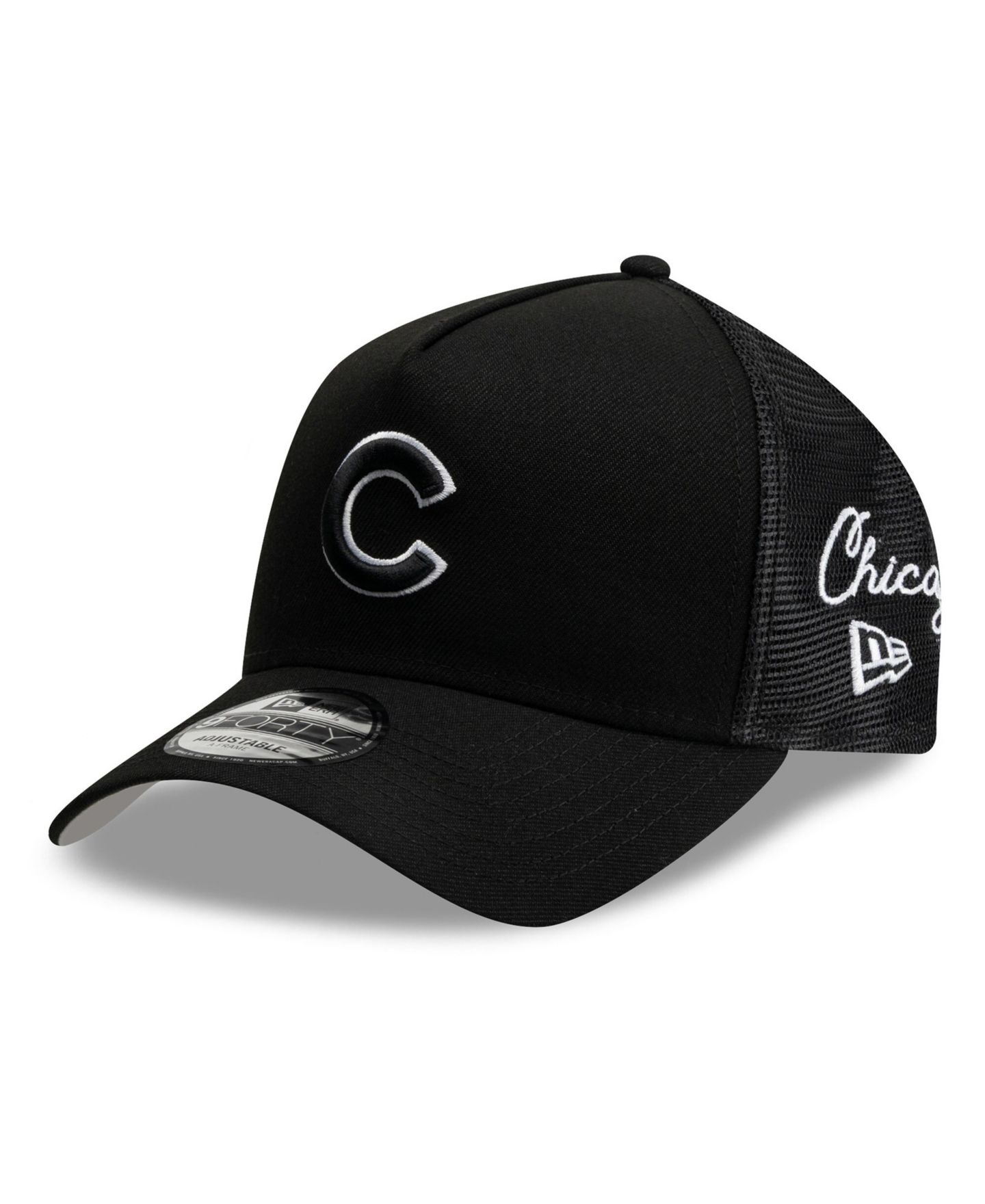 Мужская кепка New Era Black Chicago Cubs Side Script 9FORTY A-Frame Trucker Adjustable Hat — фото 1