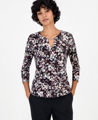 Petite Floral-Print 3/4 Sleeve Top