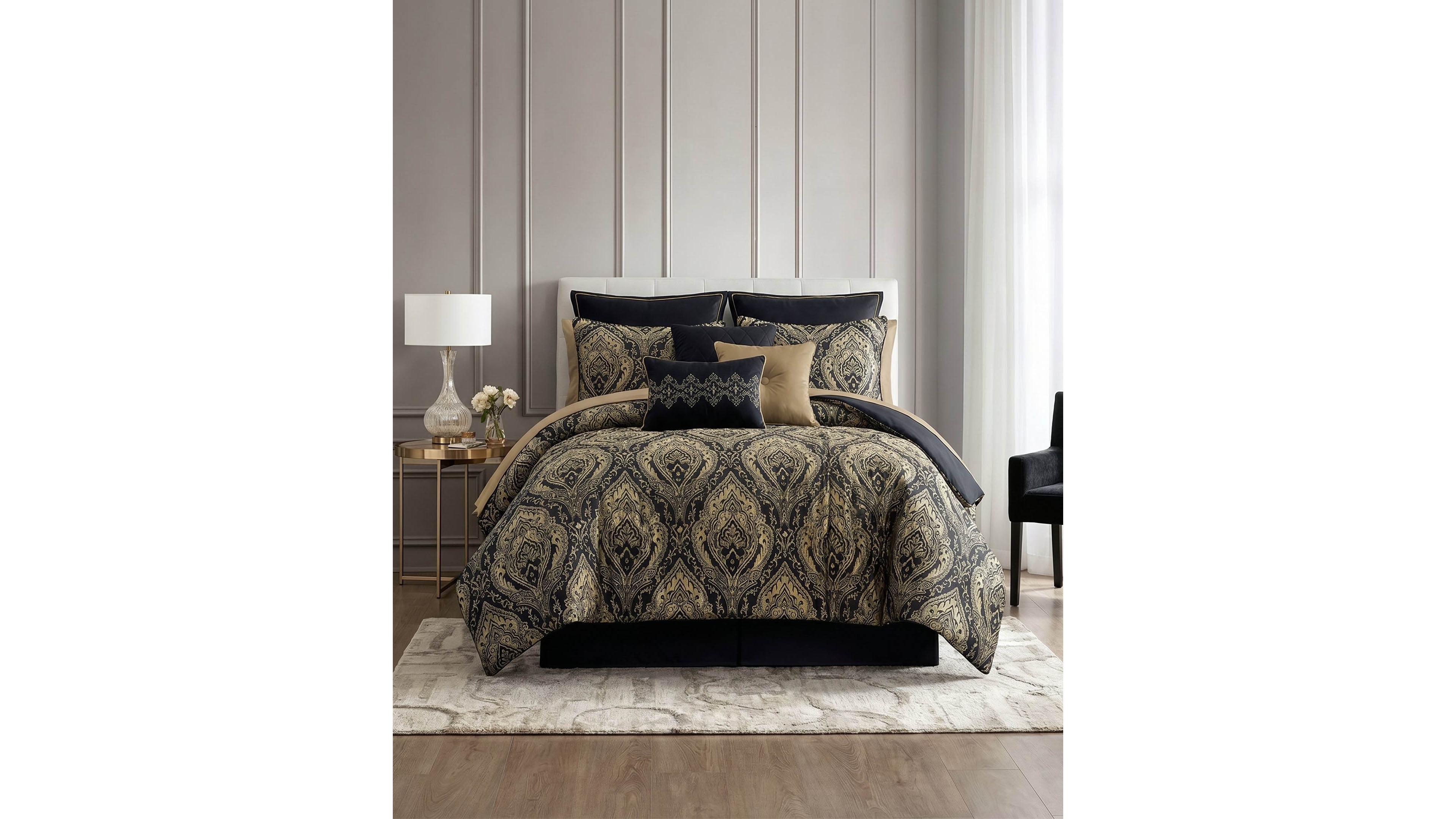 Medford Damask Bold Design 14-Piece Comforter Set, Queen