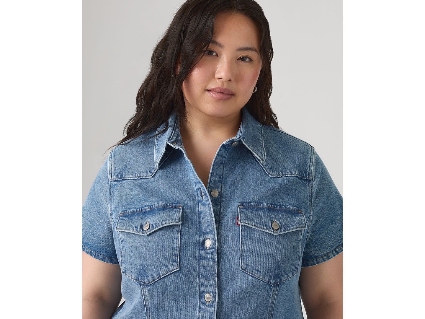 Женское платье Levi's Plus Size Trace Western Short-Sleeve Collared, цвет: Shes A Mid — фото 3