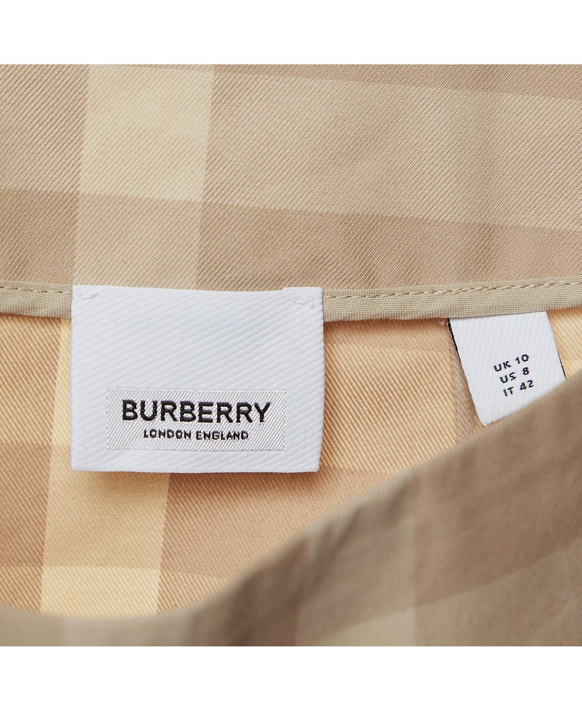 Pre-Owned Burberry Women's Check Gabardine Mini Skirt view 4 — MAYCSS fashion products