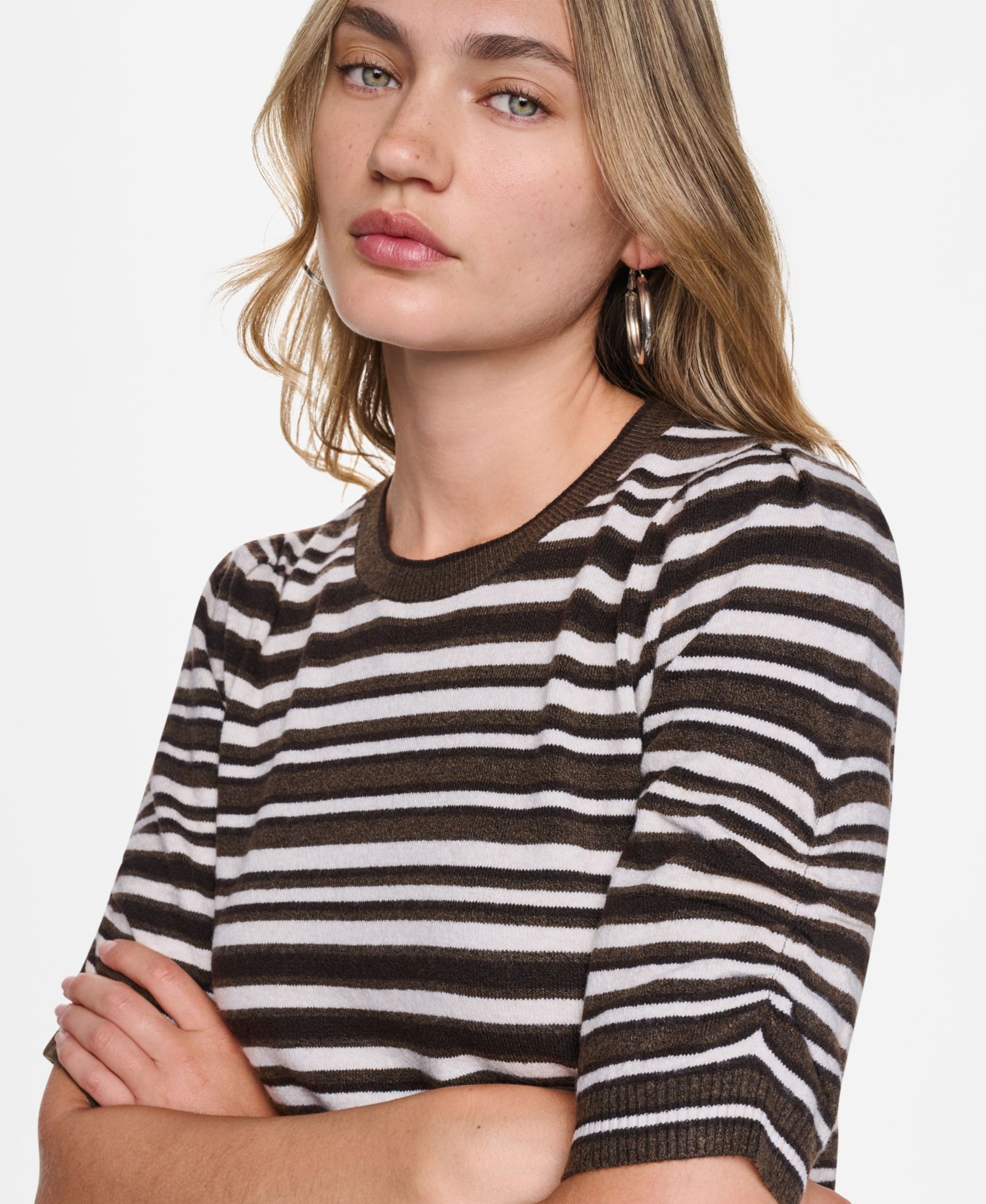 Women's Striped Puff-Sleeve Crewneck Sweater