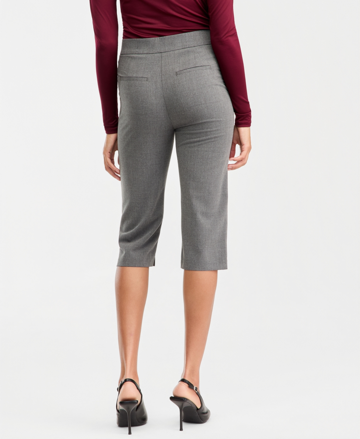 Bar Iii Women's Suiting Capri Mid-Rise Skinny-Leg Capris, Macy's Exclusive