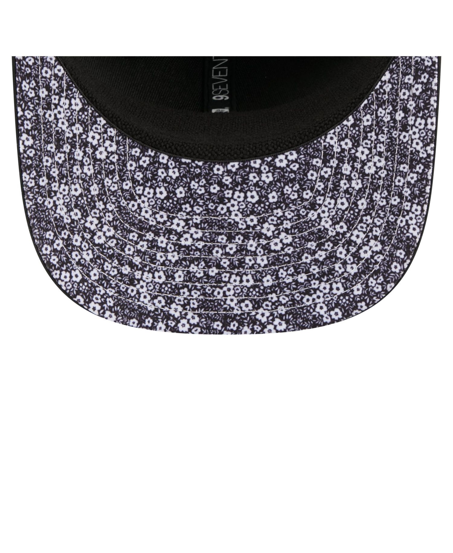 Men's Black San Diego Padres Floral Patch 9SEVENTY Adjustable Hat