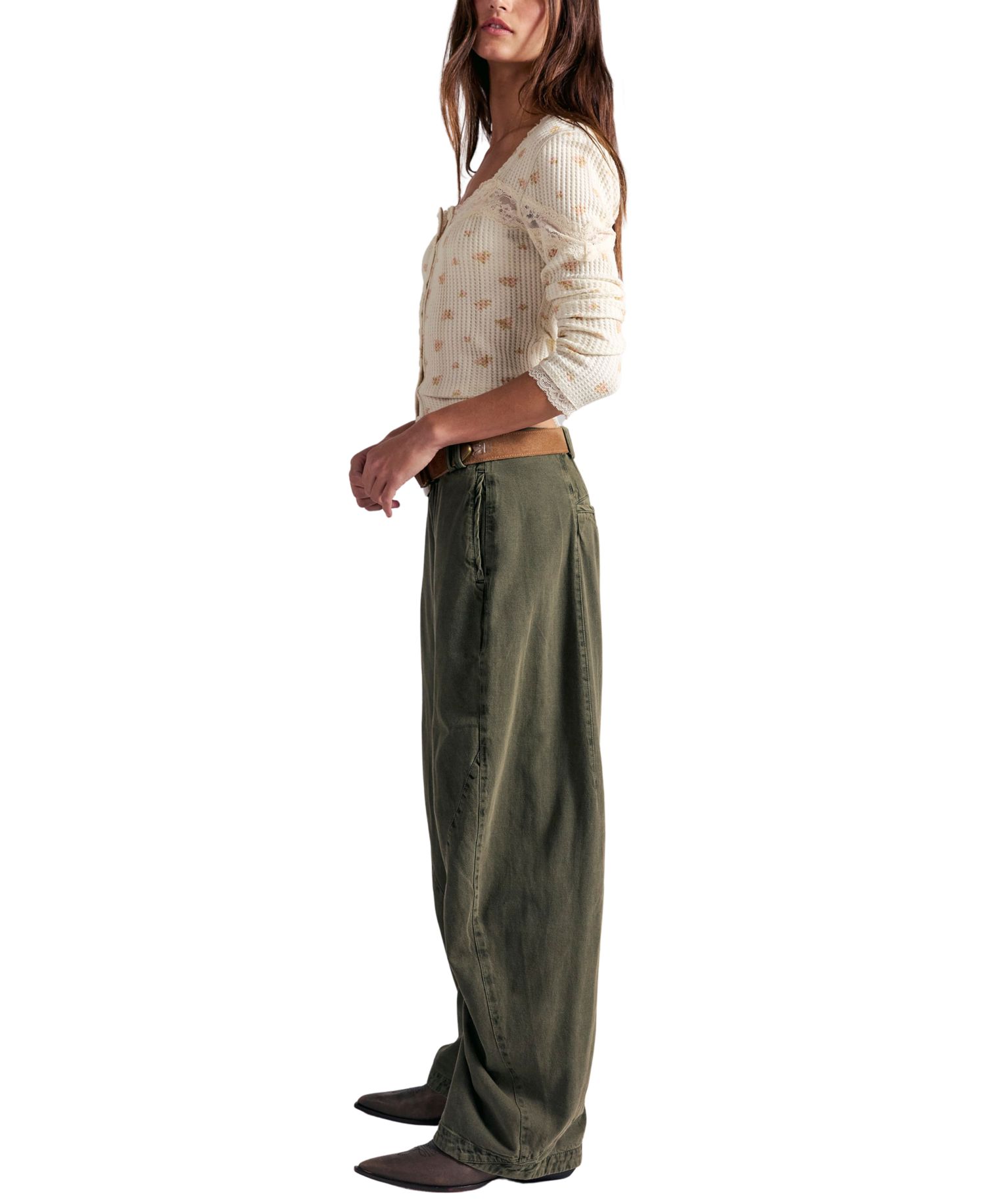 Women's Spotlight Mid-Rise Barrel Chino Trousers