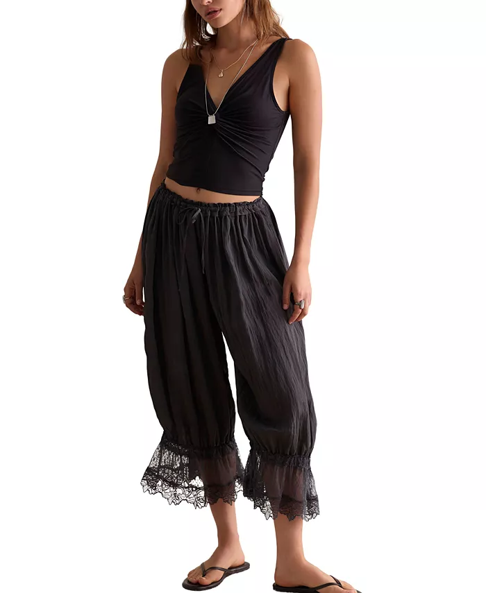Women's Going Out Twist-Front V-Neck Cami - thumbnail 2