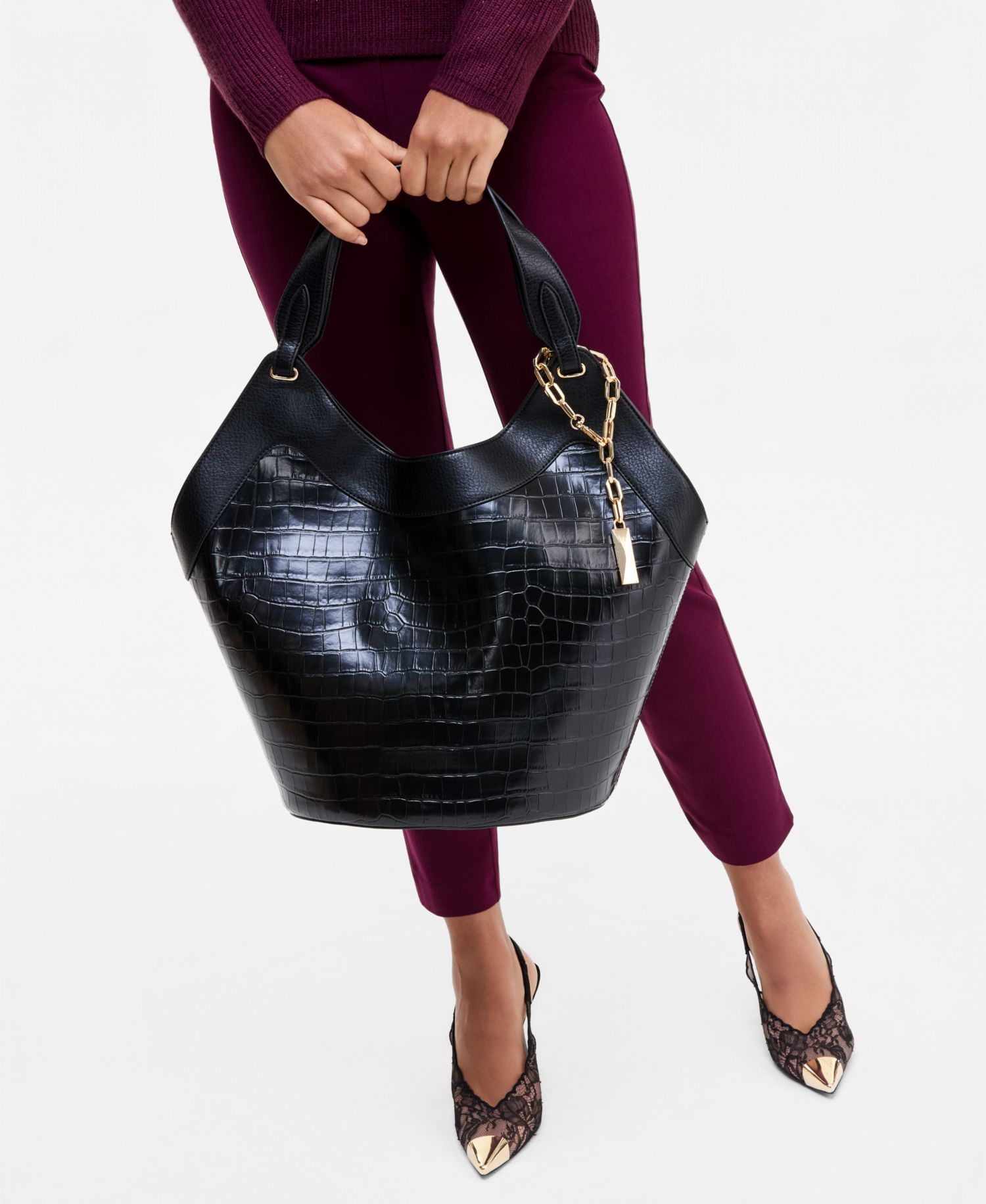 Gihsell Croco-Embossed Tote Bag
