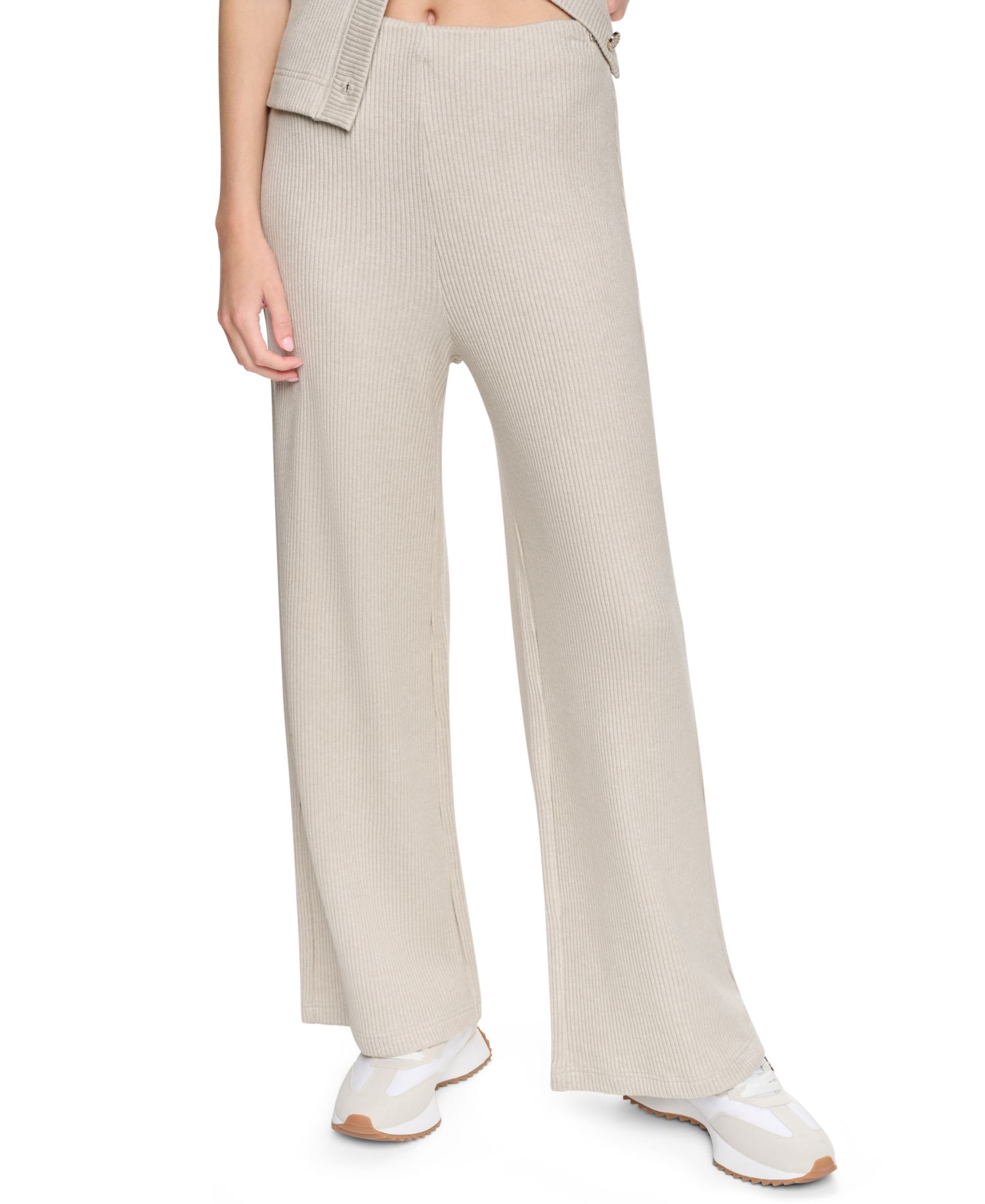 Petite Wide-Leg High-Waisted Pull-On Pants