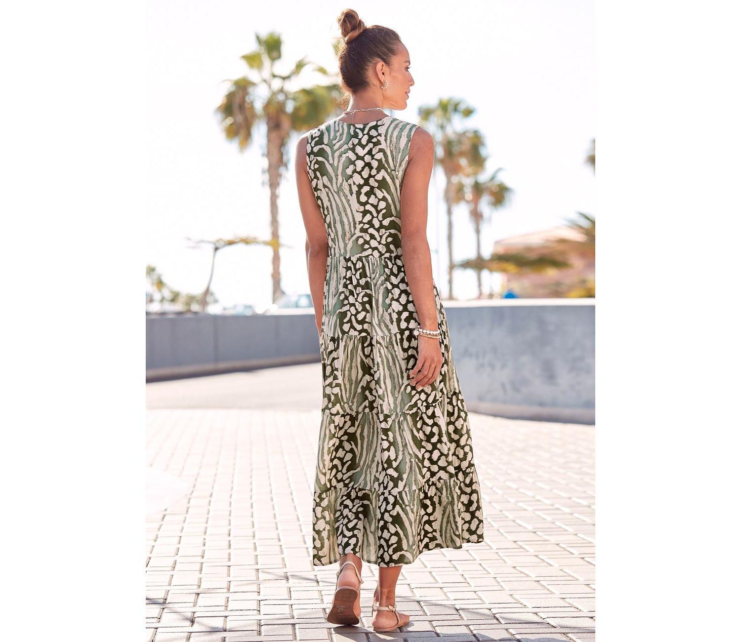 Women's Viscose Animal Print Sleeveless V-Neck Maxi Dress