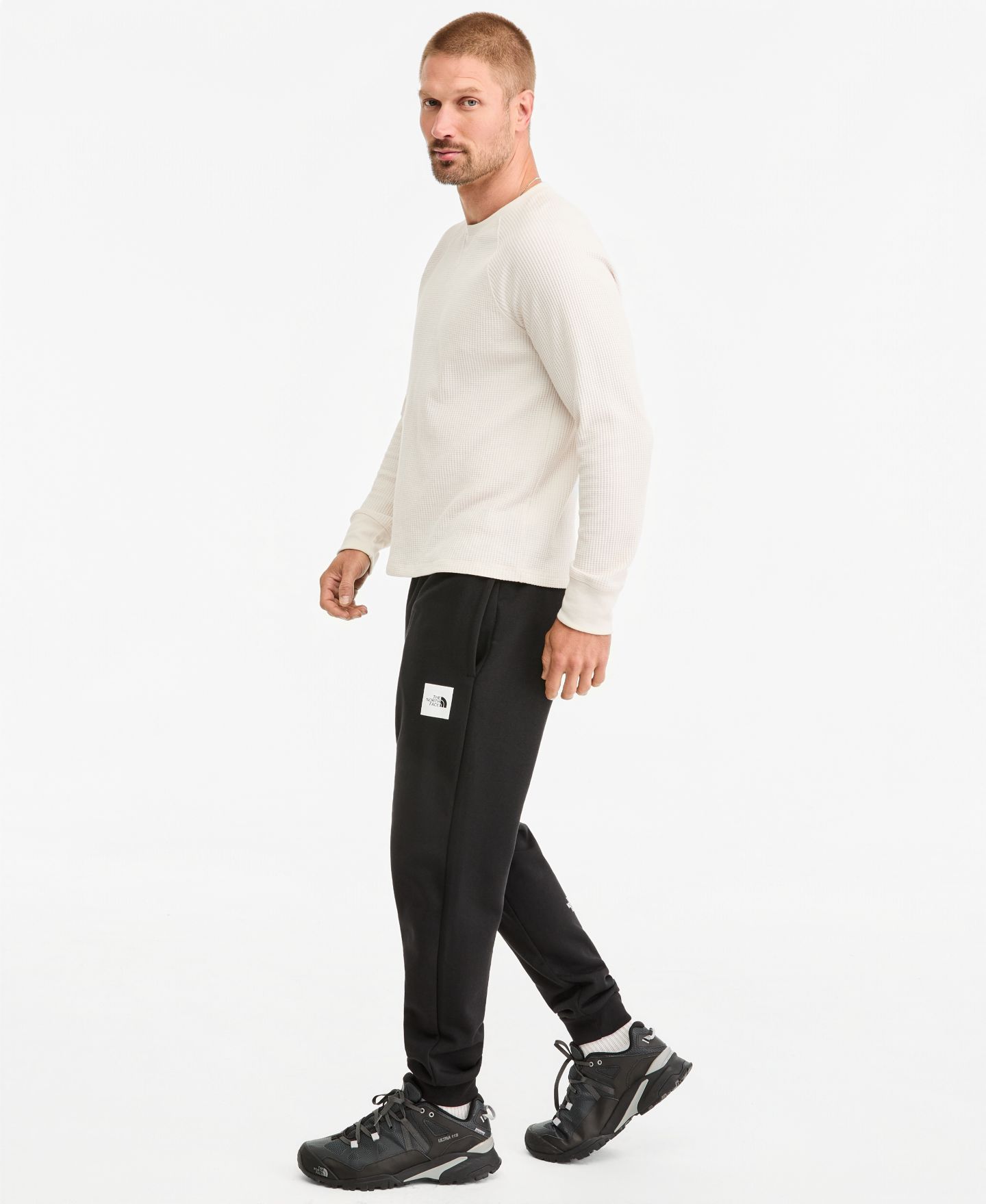 Мужские брюки The North Face Evolution Simple Dome, цвет: Чёрный — фото 7