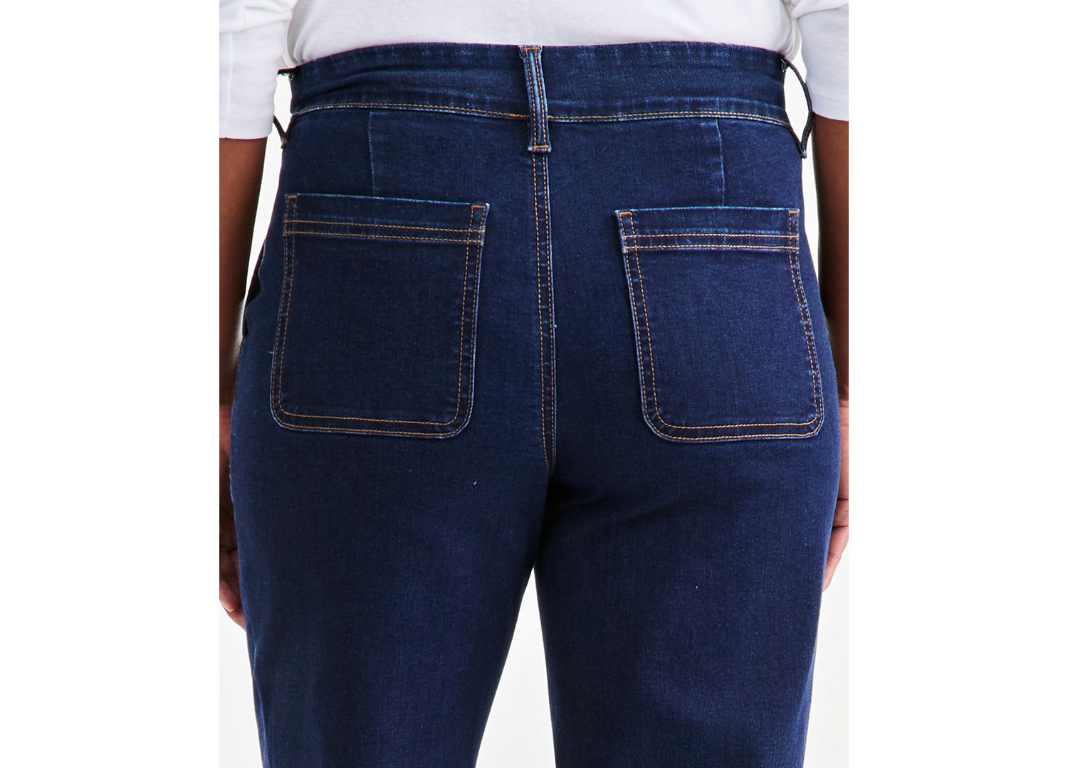 Petite High-Rise Pull-On Straight-Leg Jeans