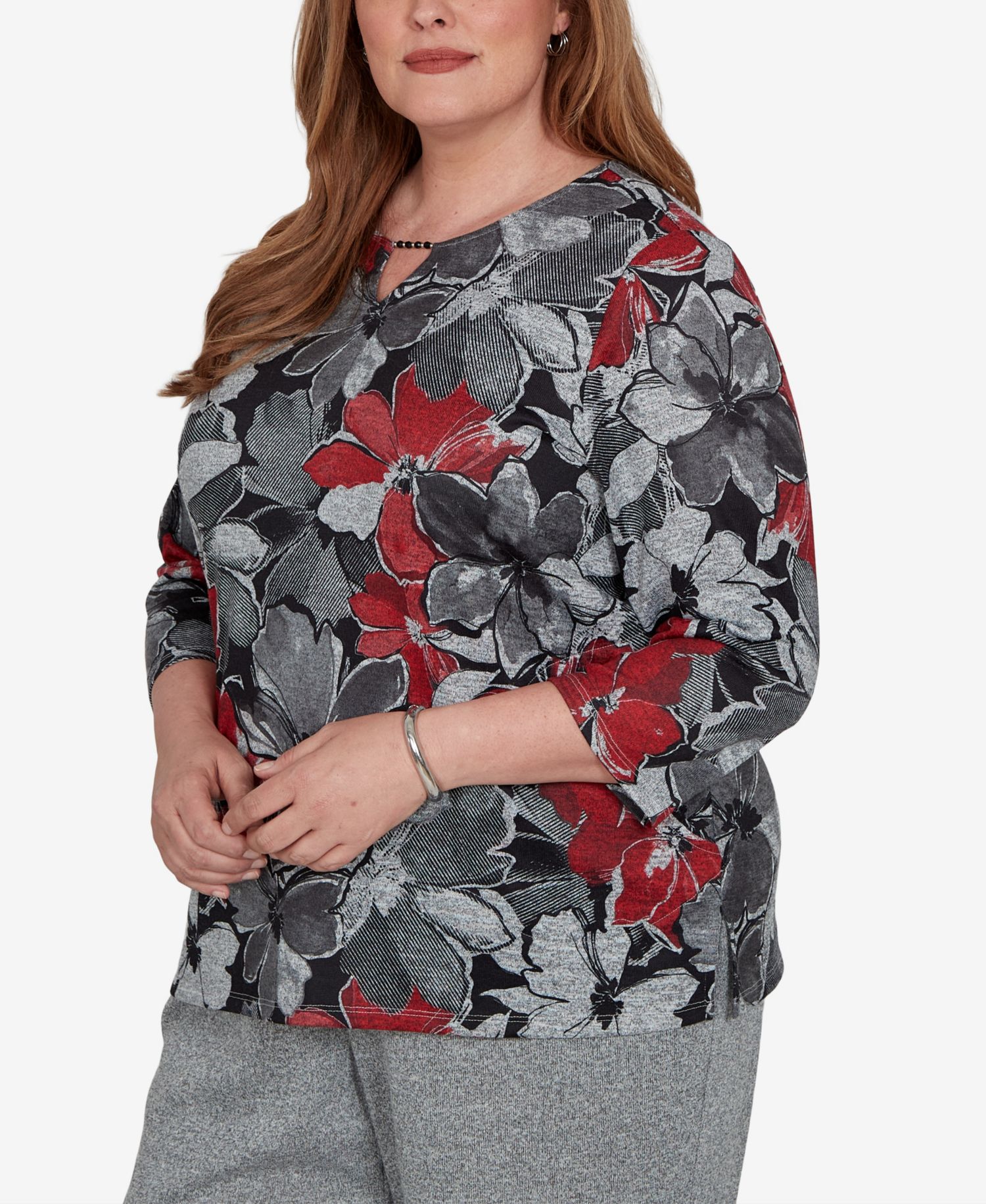 Plus Size Floral 3/4-Sleeve Split-Neck Top
