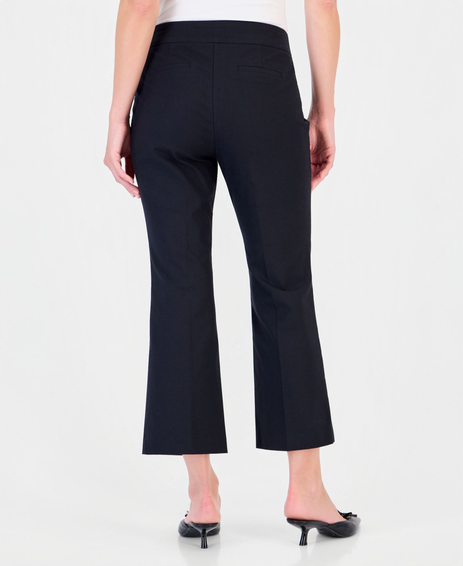 Petite Cropped Kick Flare Pull-On Pants