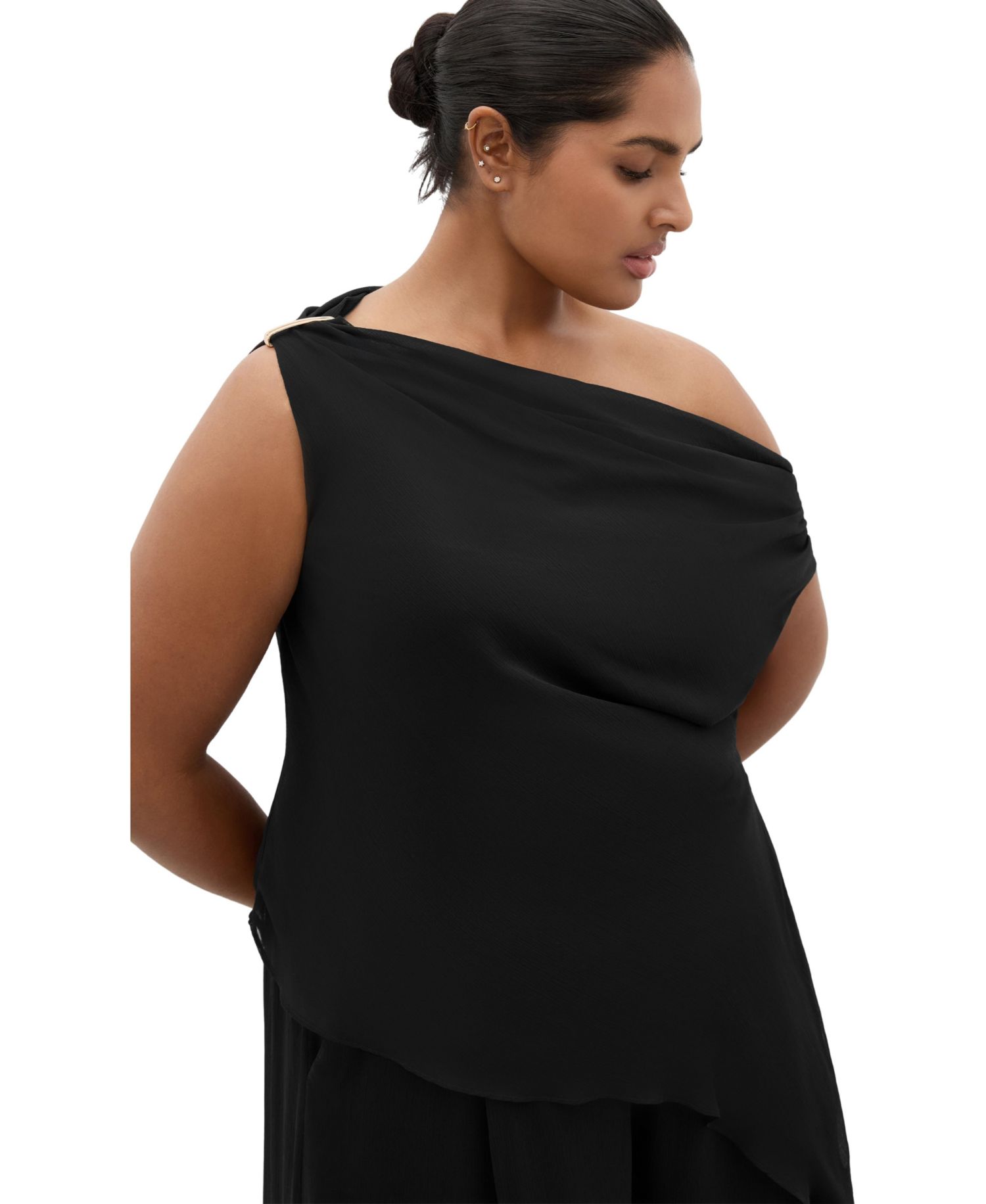 Plus Size Skyla Off-Shoulder Asymmetrical Top