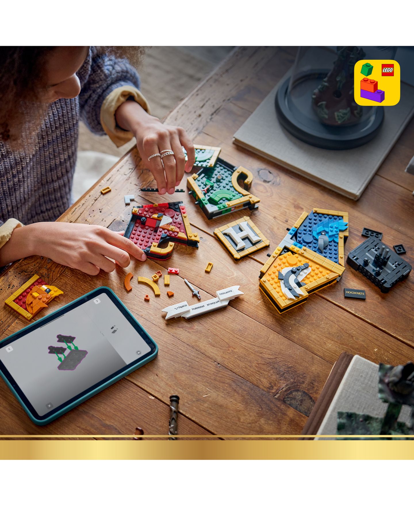 Детские конструкторы LEGO® Harry Potter Hogwarts House Crest 76462, 545 Pieces — фото 6