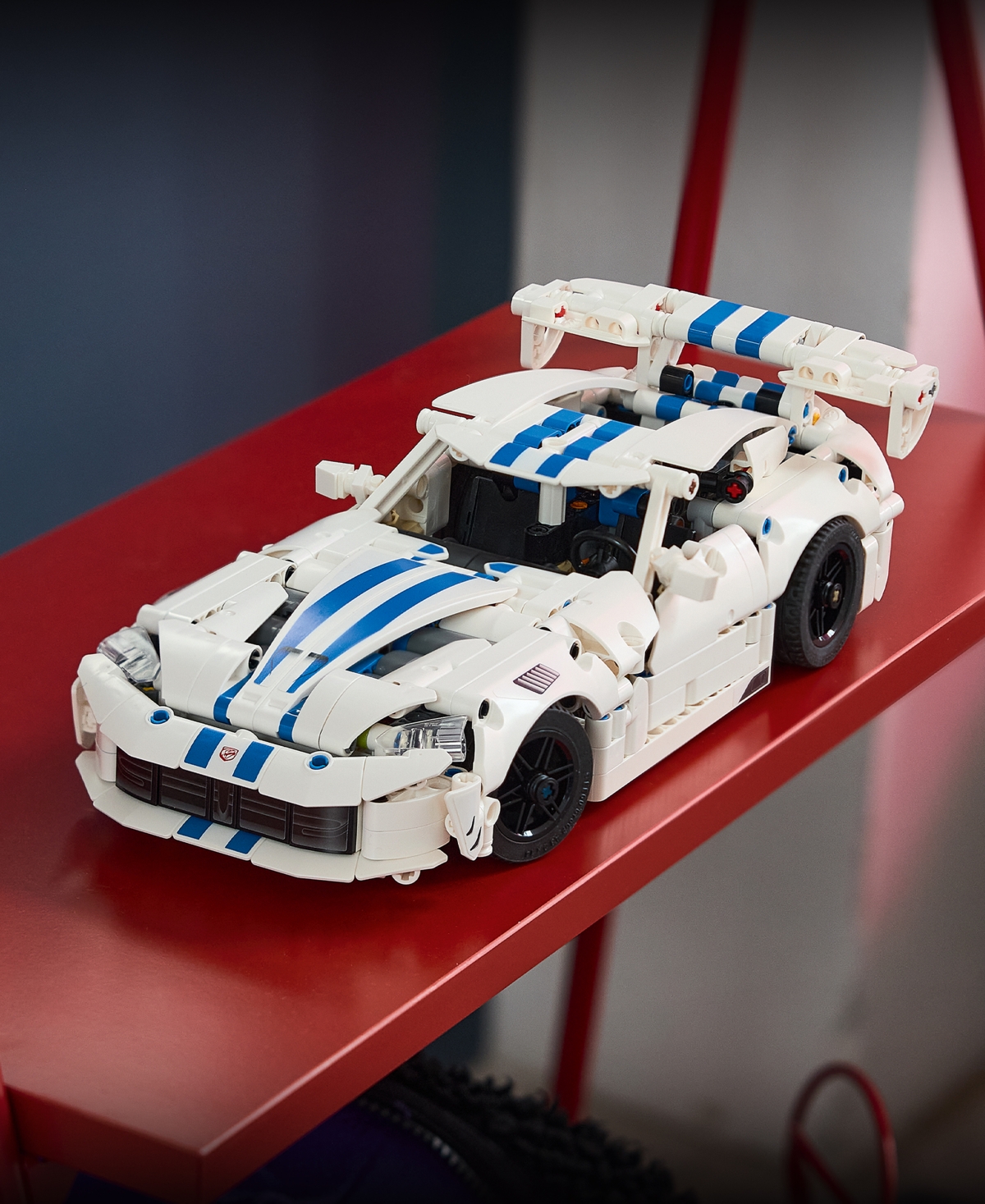 Lego Technic Dodge Viper Gts-r Sports Car 42234 805-Piece Building Set, Ages 10+