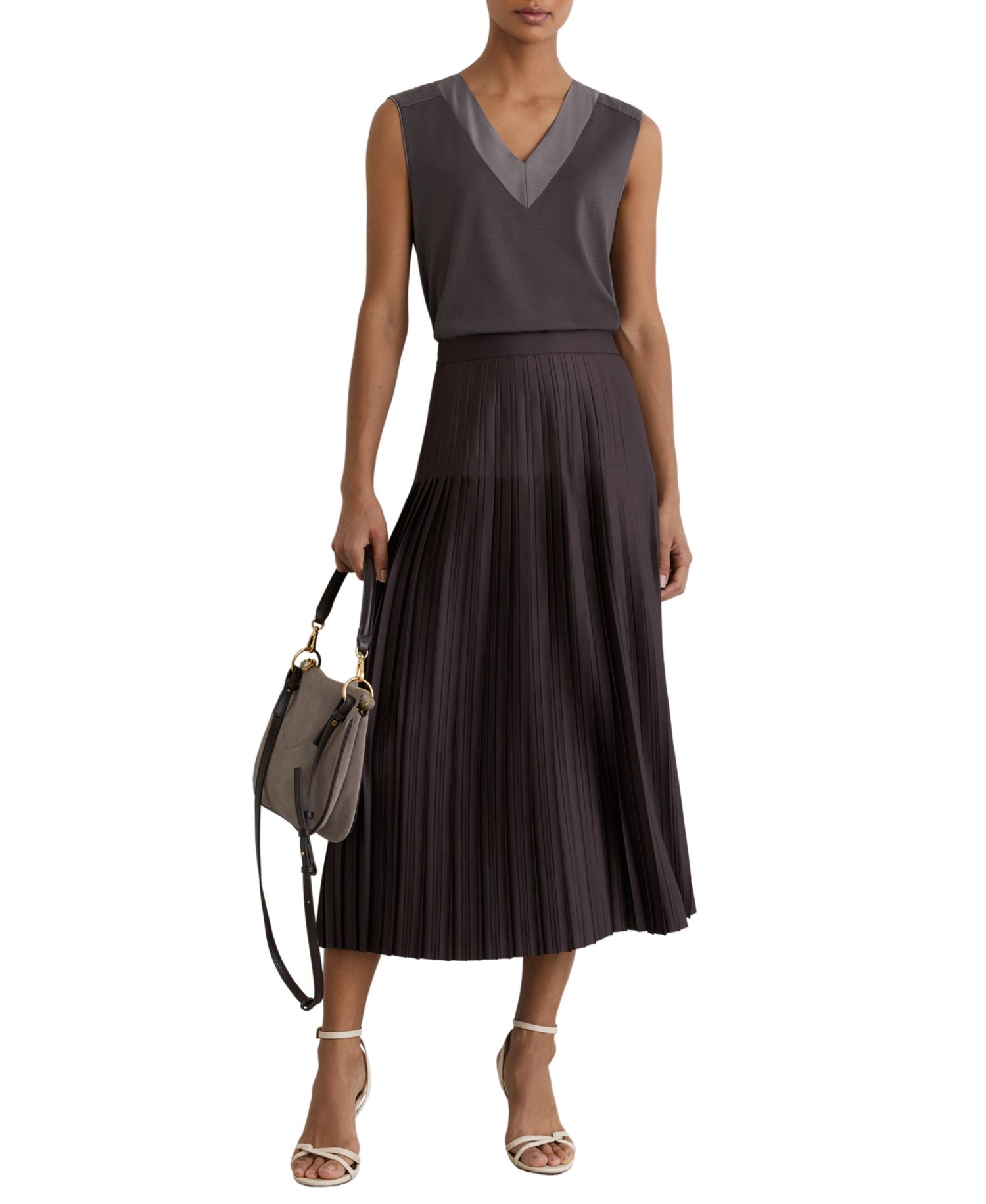Women's Sleeveless V-Neckline Silk-Trim Top
