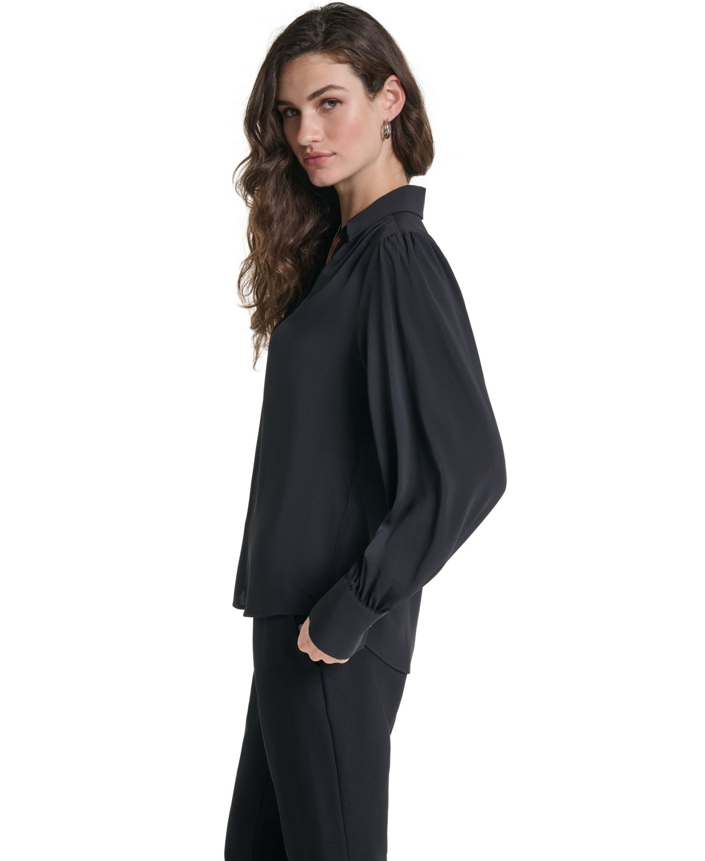 Женская блузка KARL LAGERFELD PARIS Petite Long-Sleeve Collared Blouse, цвет: Чёрный — фото 3
