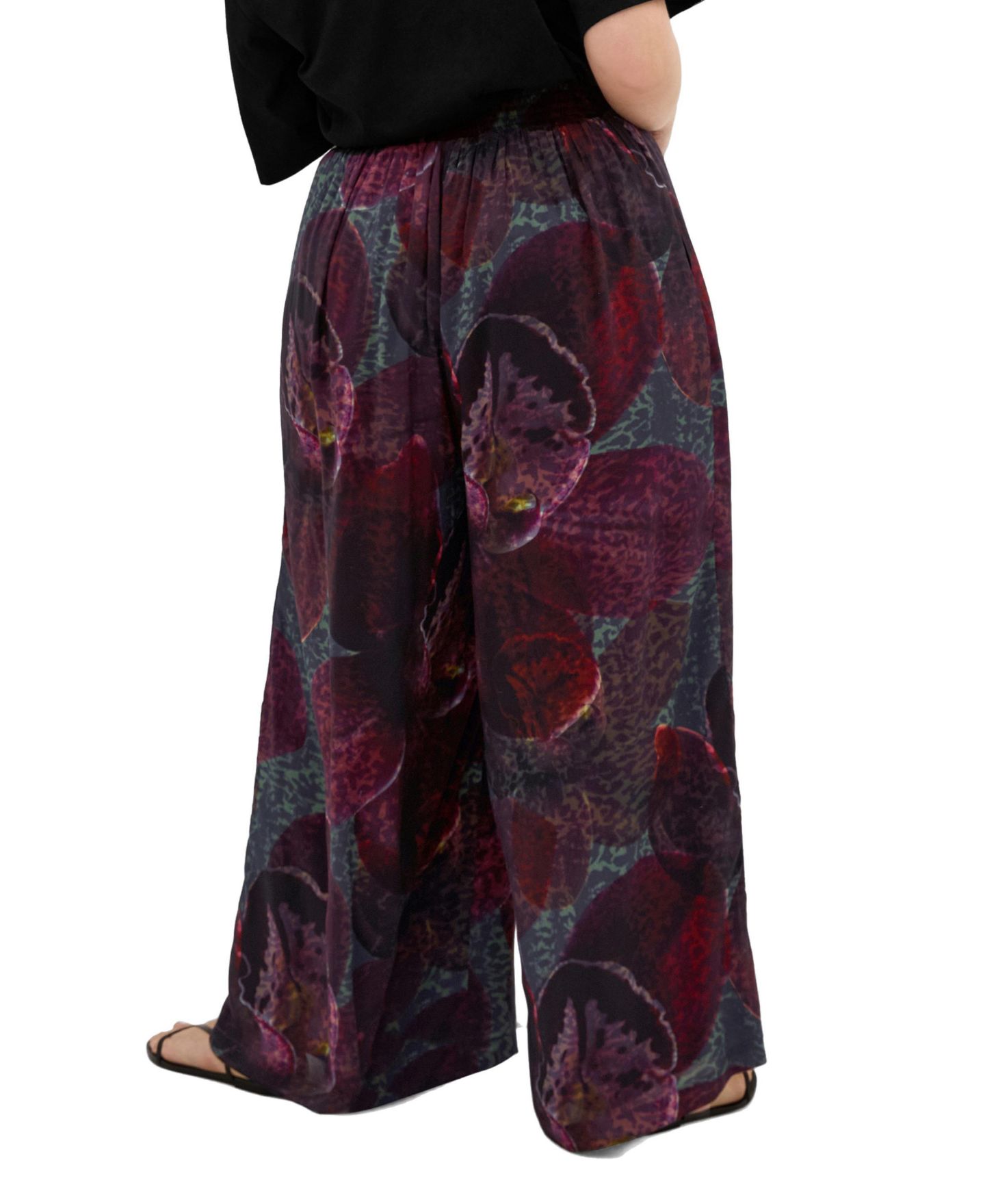 Женские брюки CITY CHIC Plus Size Piper Orchid Print Wide Leg Pant, цвет: Чёрный орхидея — фото 2