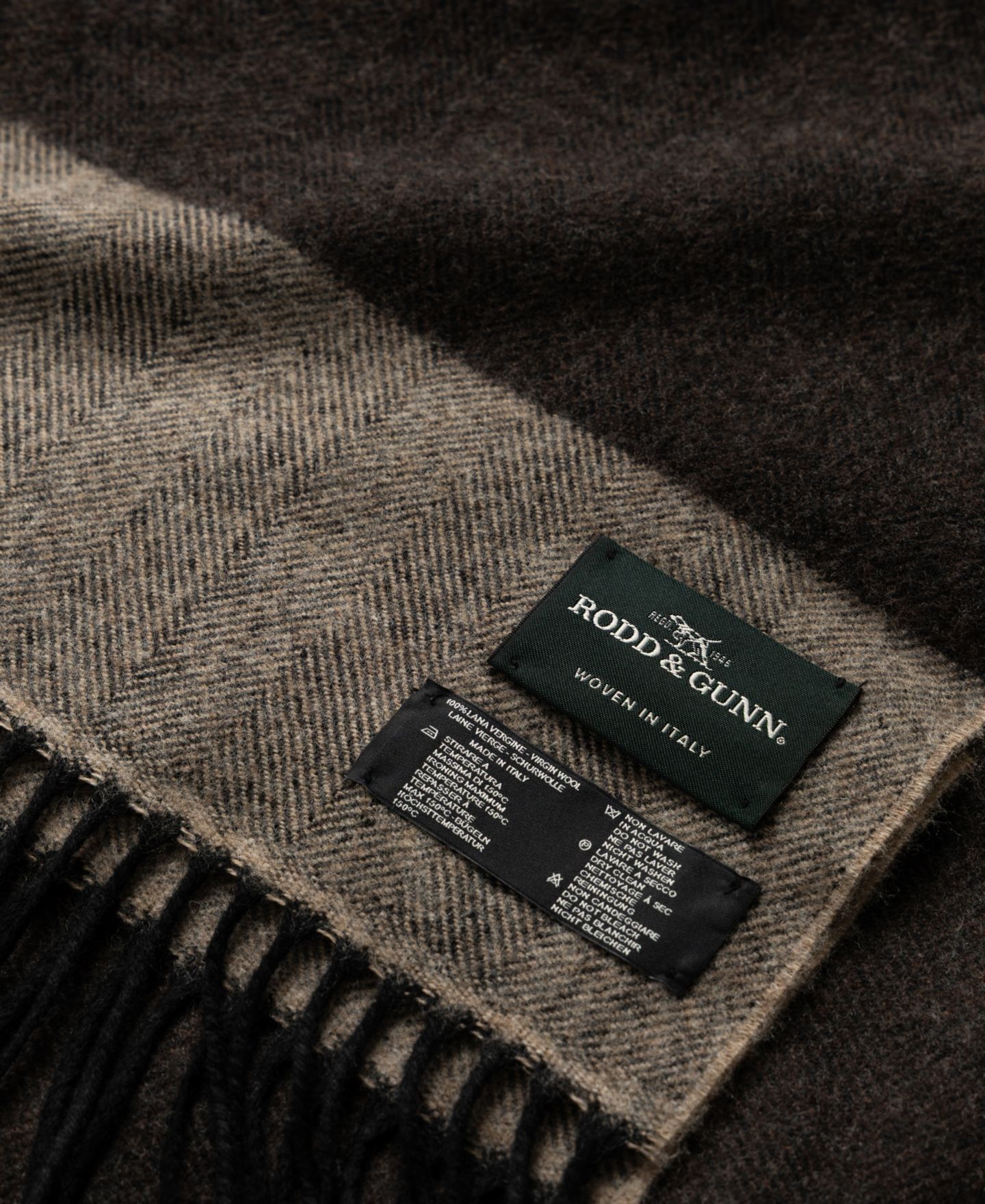 Мужской шарф Rodd & Gunn Darlington Wool, цвет: Карбоновый — фото 4