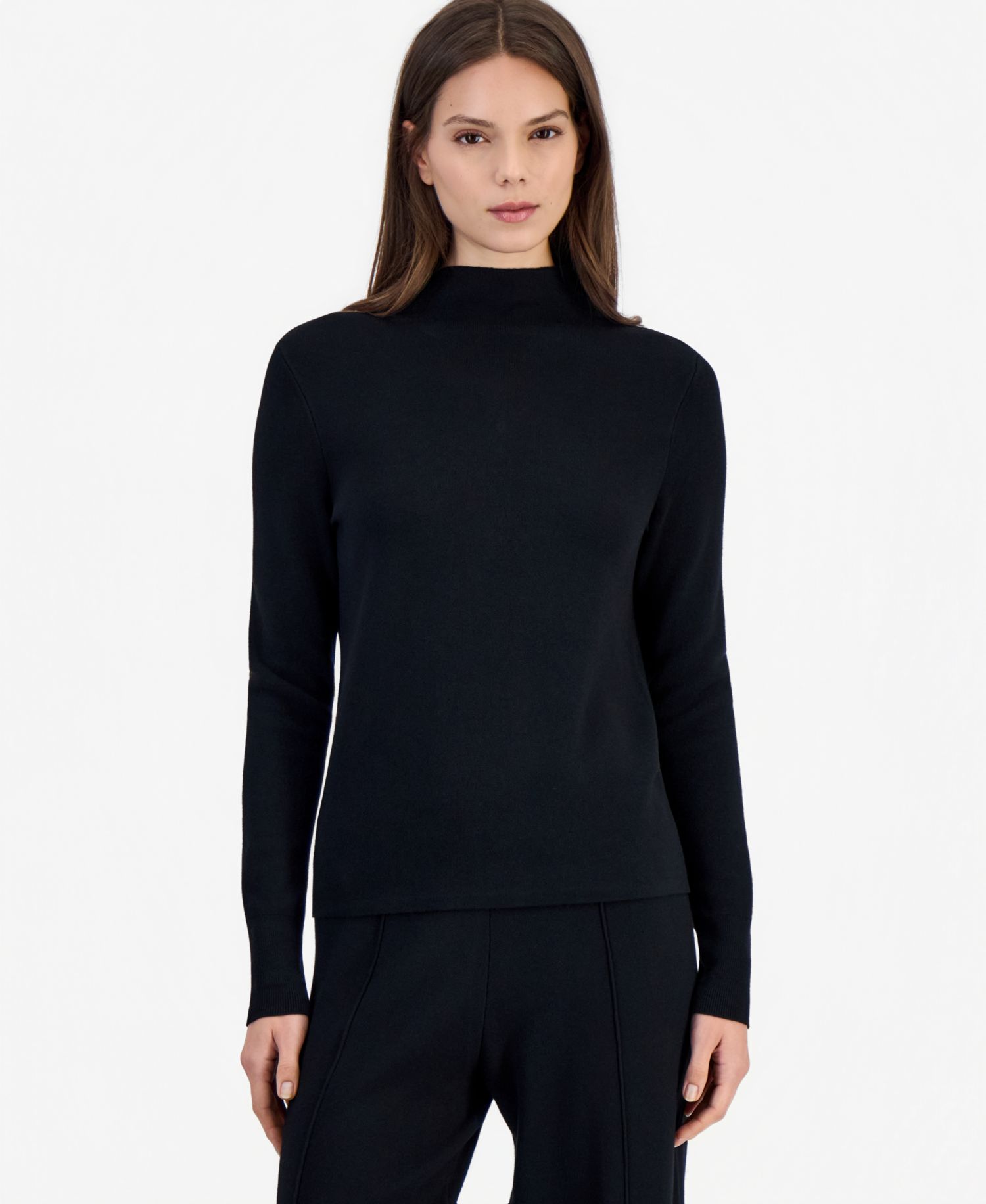 Women's Mock Neck Long-Sleeve Knit Top