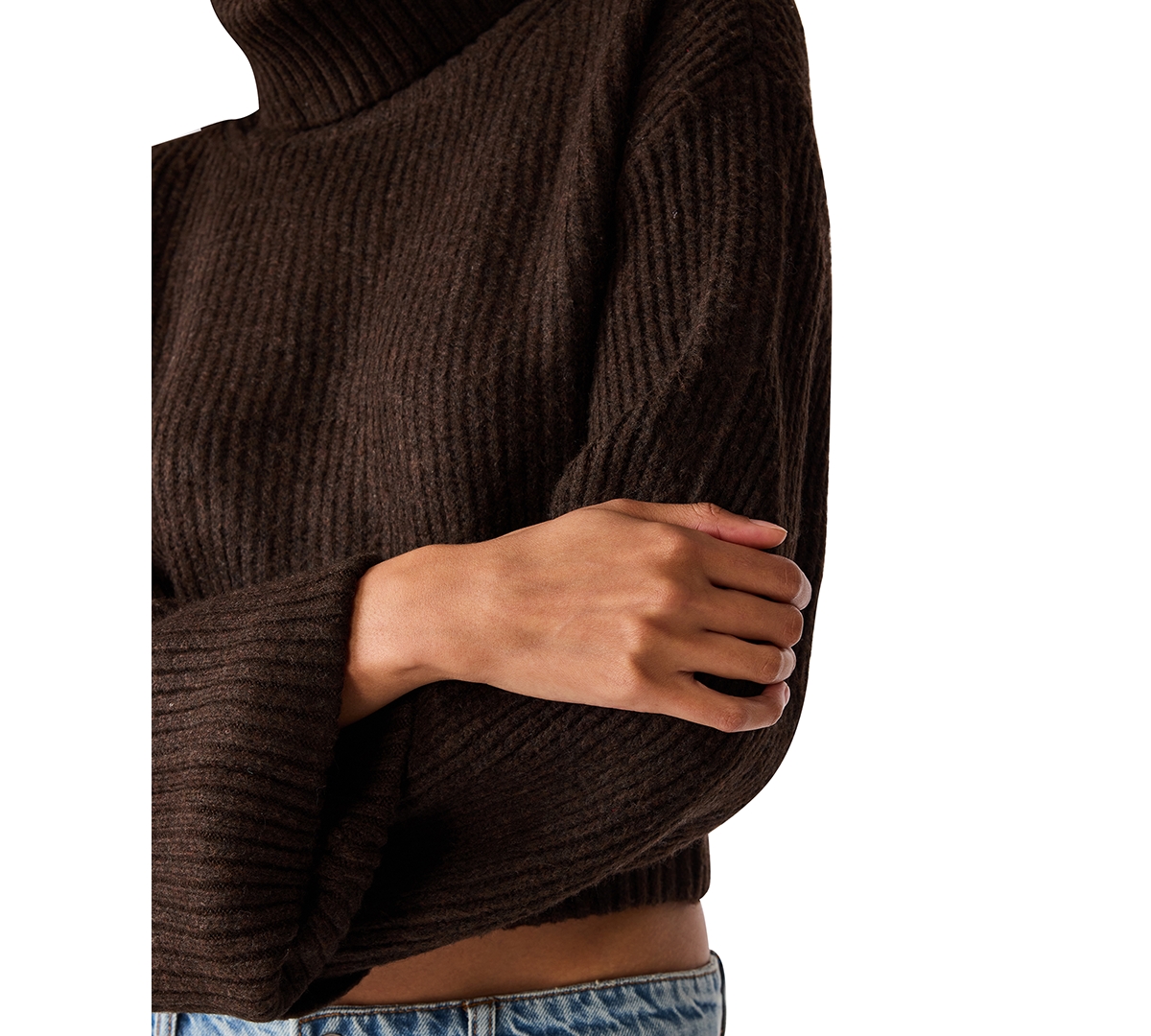 Steve Madden Women's Adelaide Turtleneck Cropped Ribbed-Knit Sweater