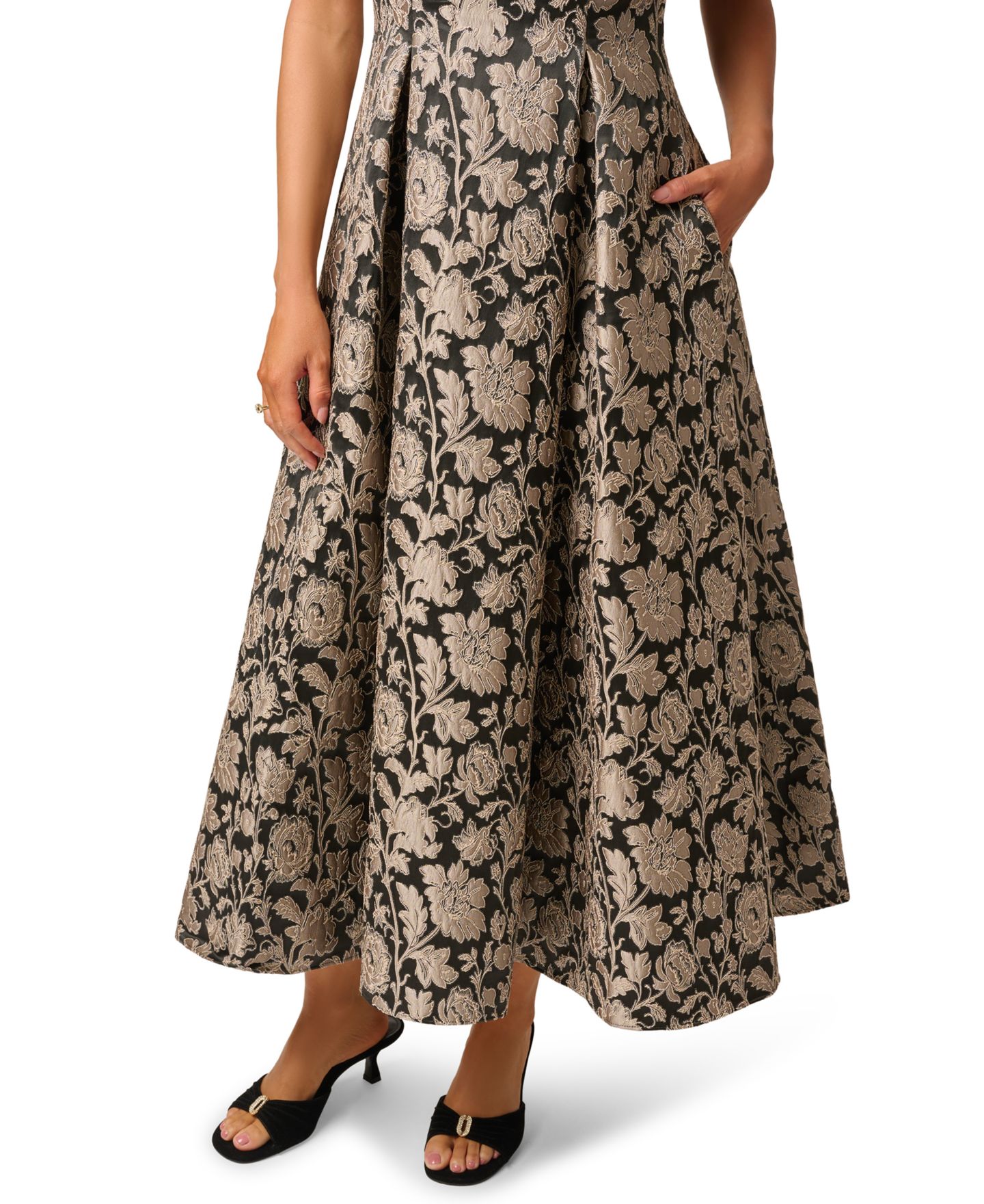 Женское платье Adrianna Papell Off-the-Shoulder Floral-Print Jacquard Midi, цвет: Чёрный / Серо-коричневый — фото 4