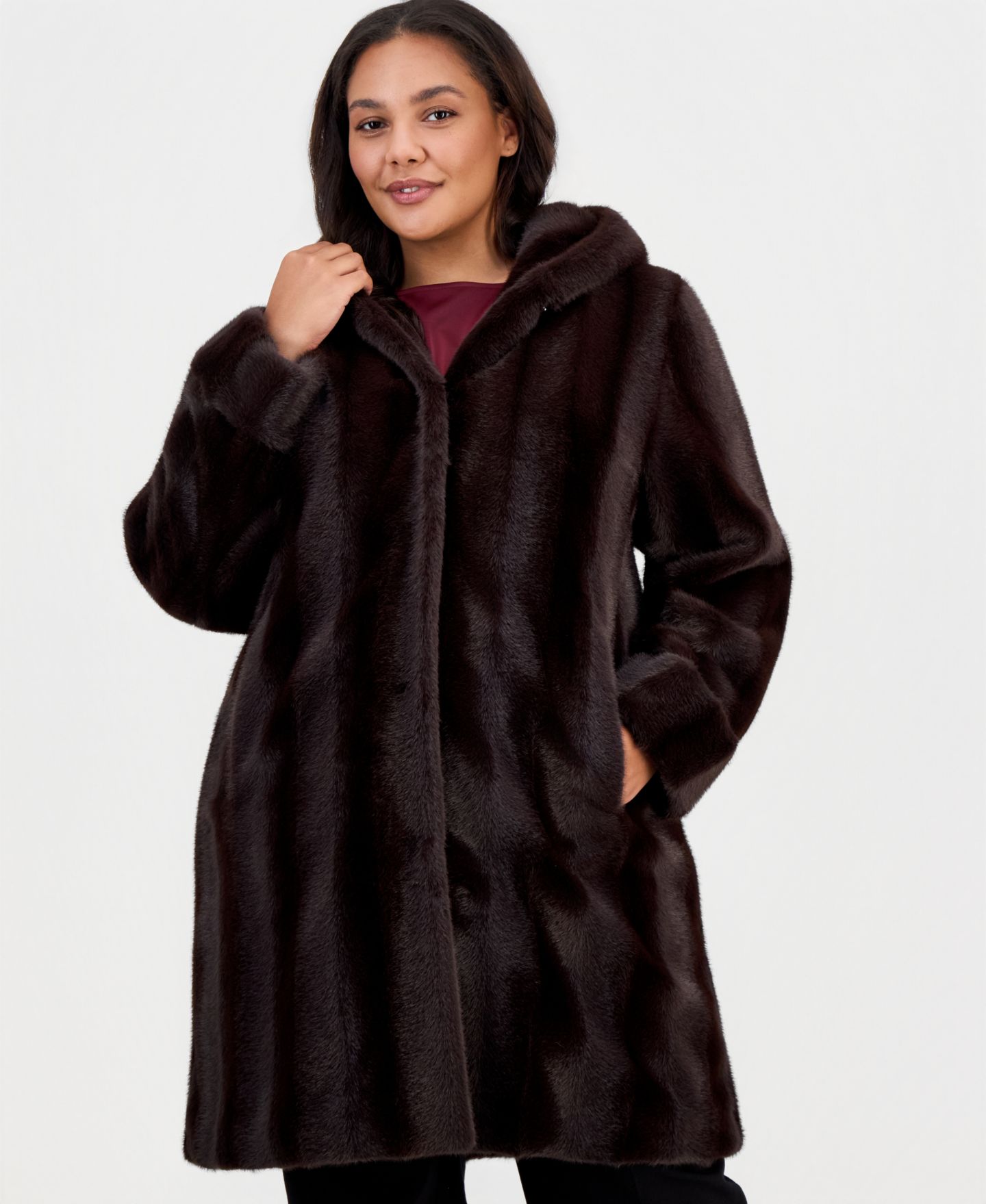 Женское пальто Jones New York Plus Size Hooded Faux Fur, цвет: Тёмно-коричневый — фото 1