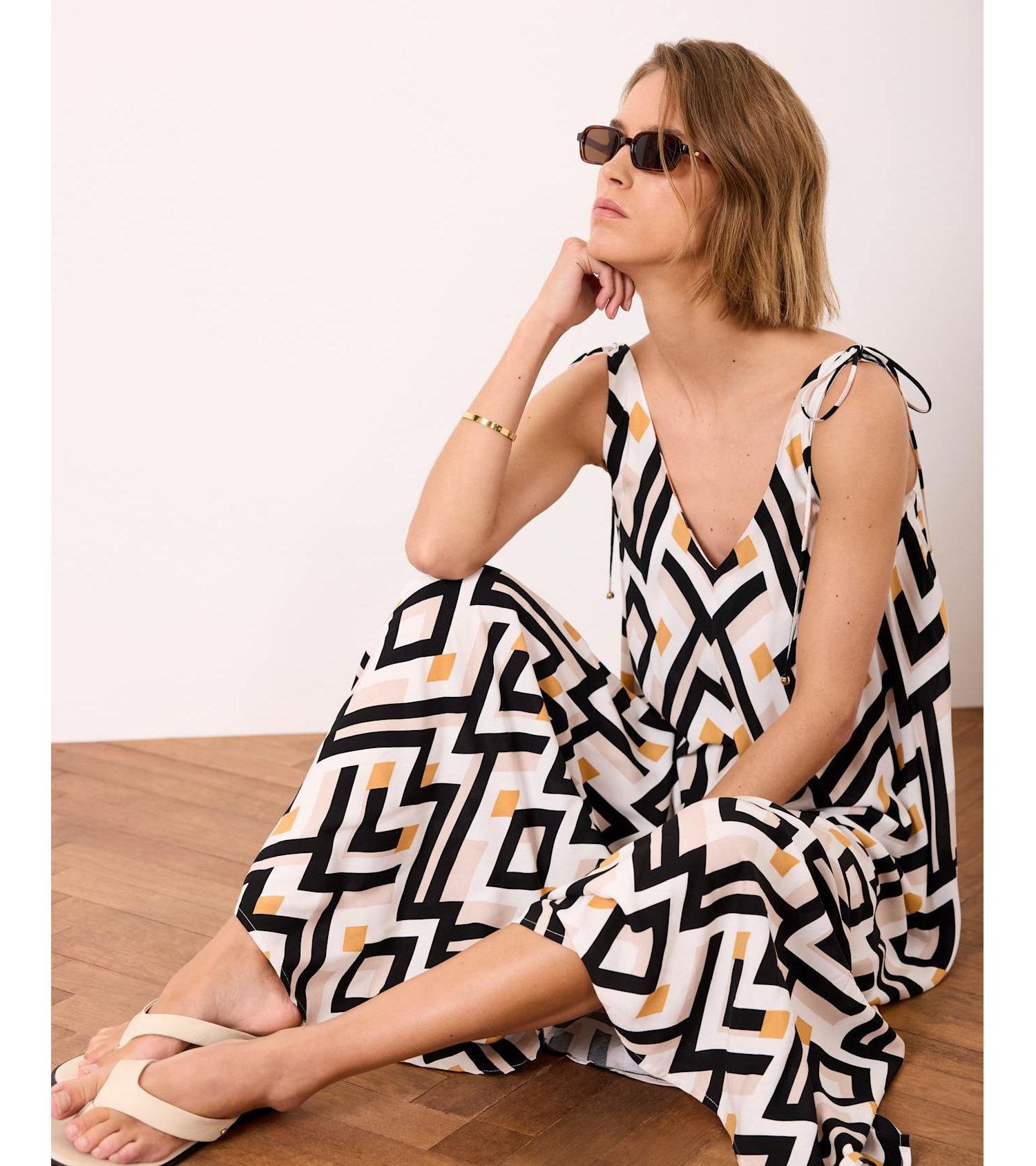 Women's Monaco Geometric V-Neck Maxi Dress