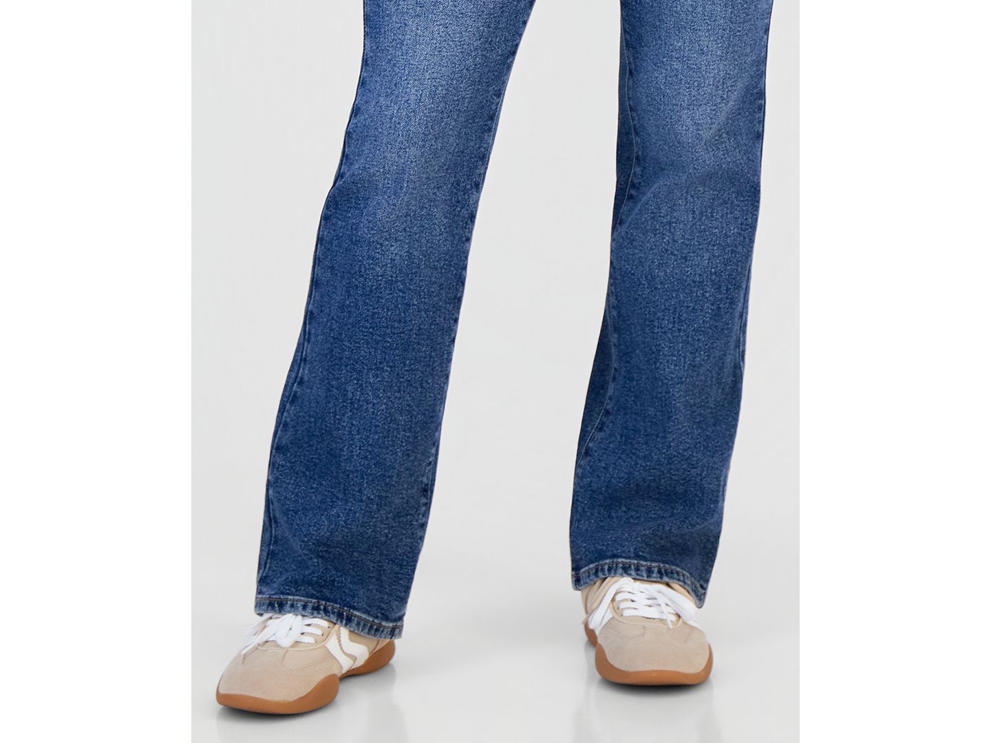 Женские джинсы Celebrity Pink Juniors' Low-Rise Retro Bootcut, цвет: Borrego — фото 3