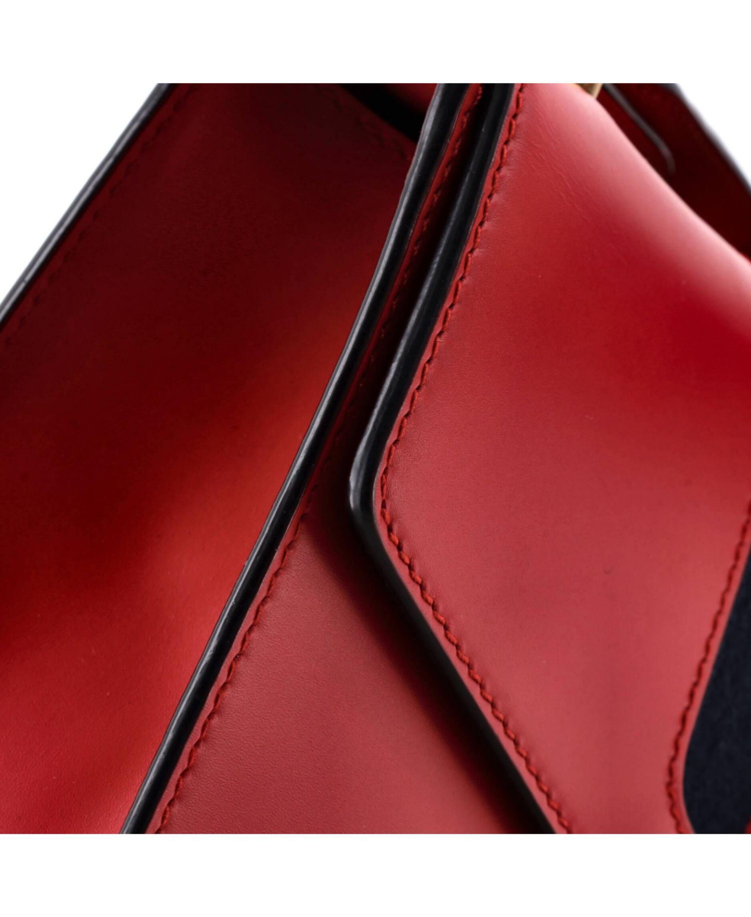 Small Sylvie Shoulder Bag Leather