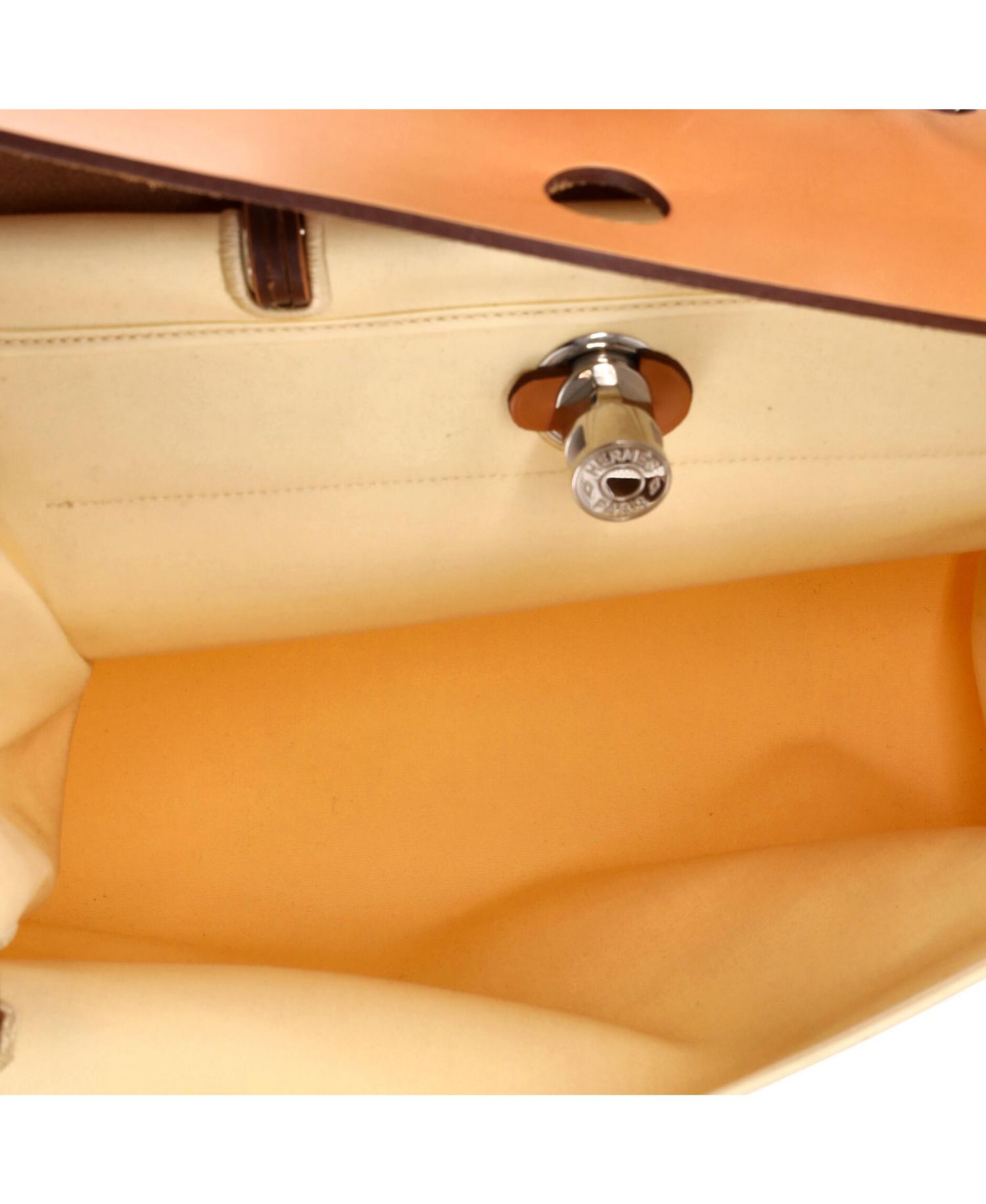 Pre-Owned Hermes 39 Herbag Zip Leather and Toile