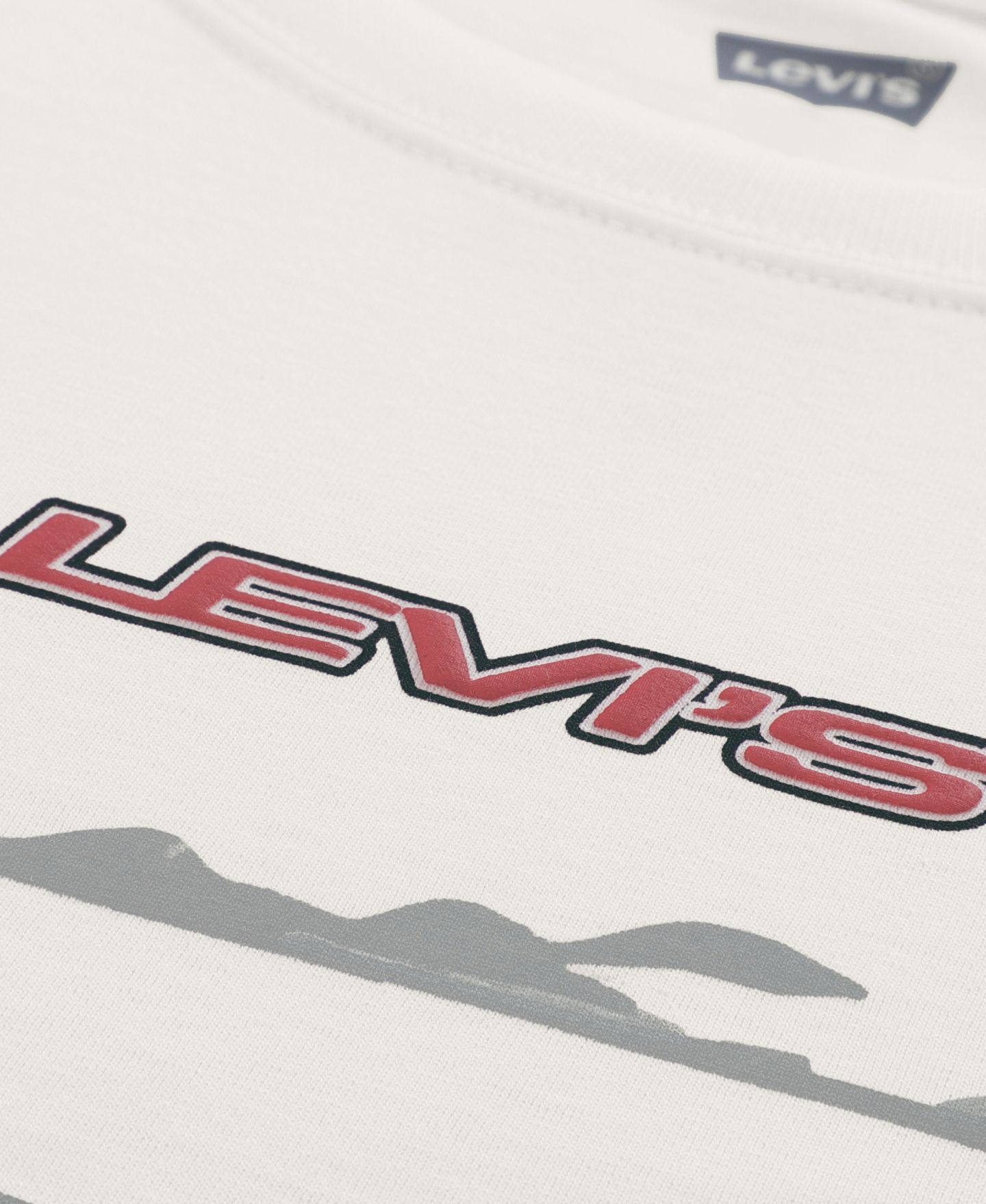 Футболка Levi's Zooming by Graphic Short-Sleeve для мальчиков, цвет: Levi's Egret — фото 3