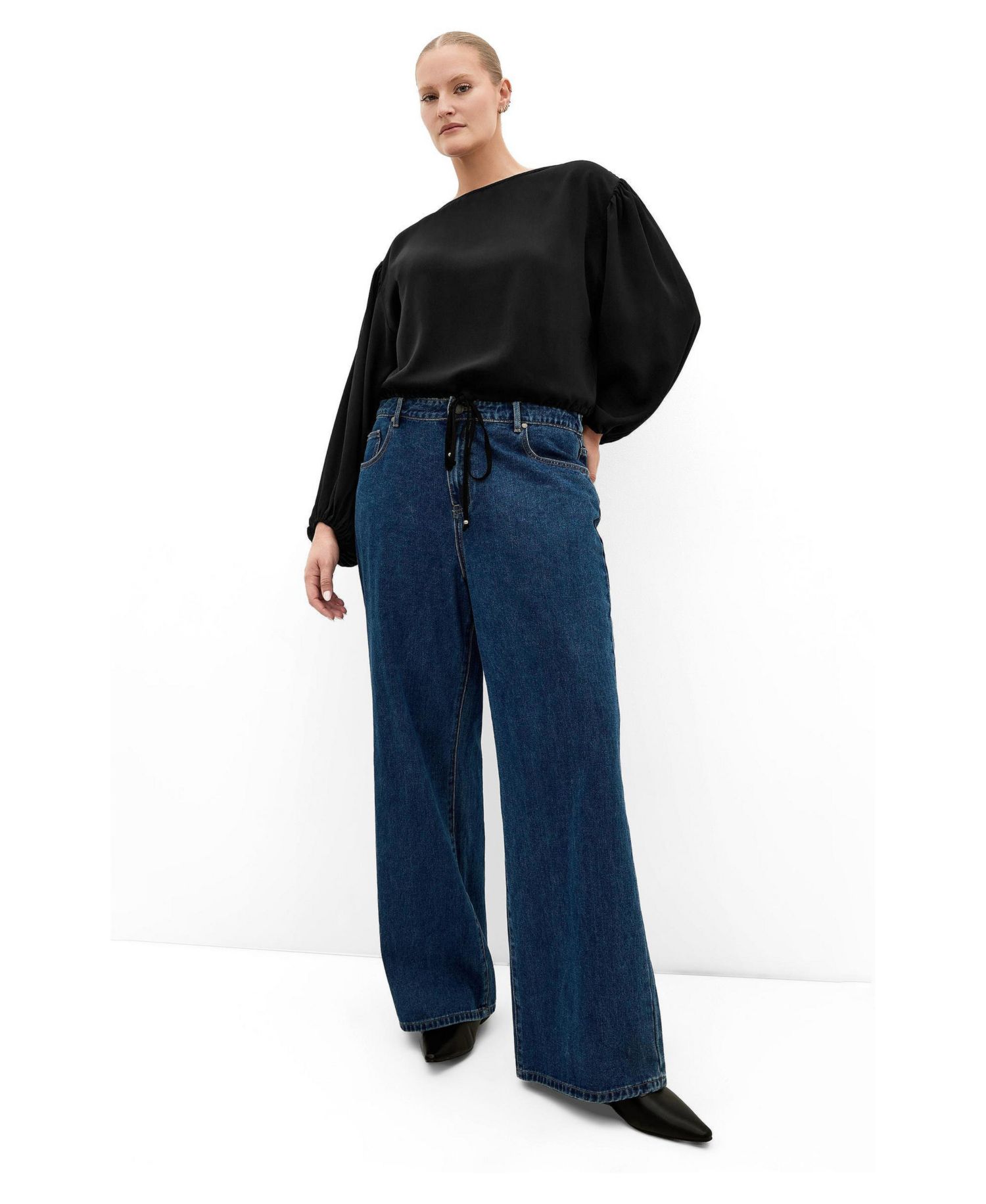 Plus Size Elise Long Sleeve Hem Detail Top
