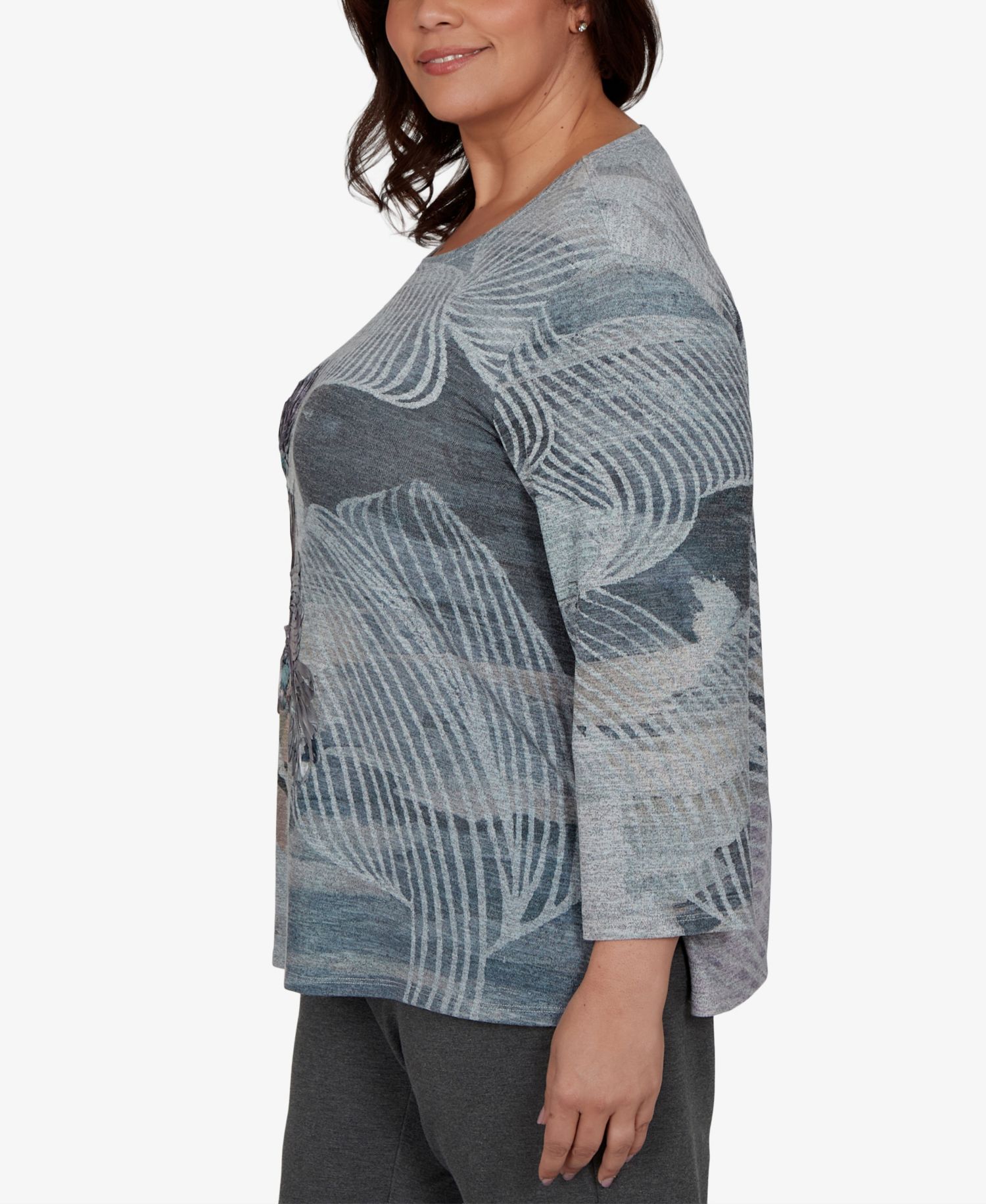 Plus Size Crewneck 3/4-Sleeve Floral T-Shirt