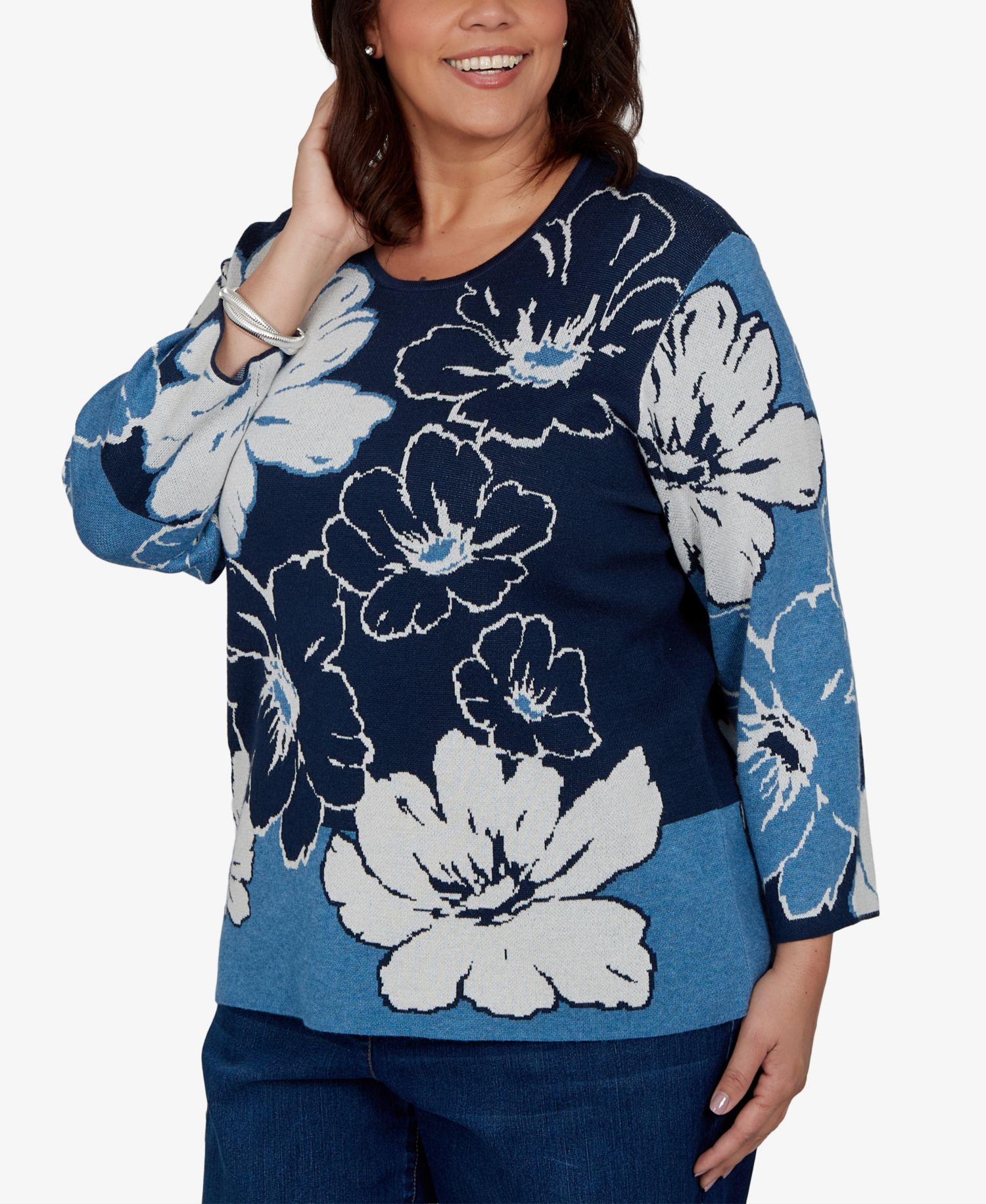 Plus Size Crewneck Floral Pullover Sweater