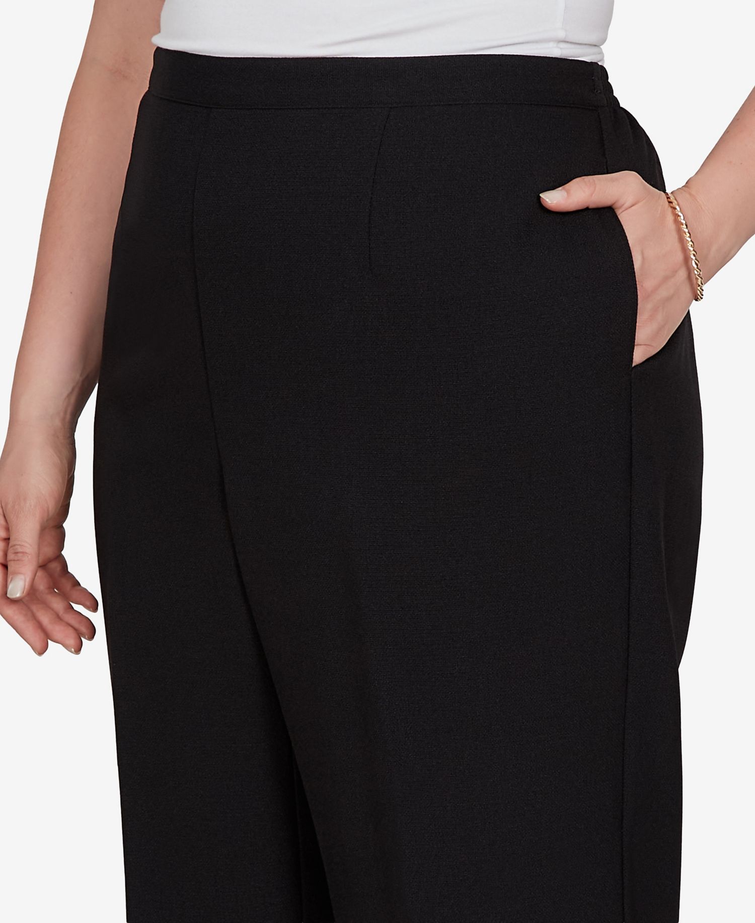 Plus Size Pull-On Straight-Leg Pants