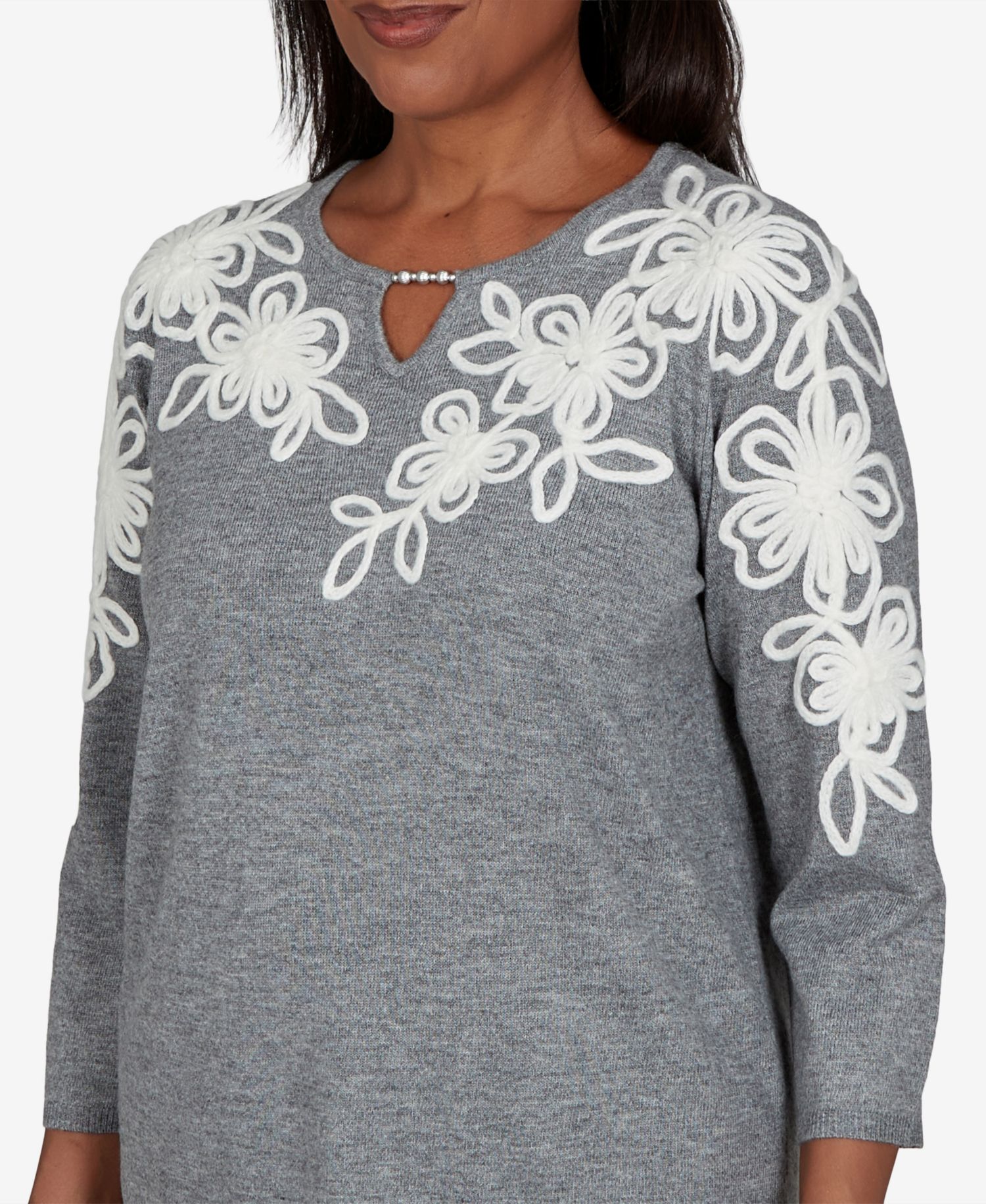 Petite Keyhole Floral-Embroidery 3/4-Sleeve Pullover