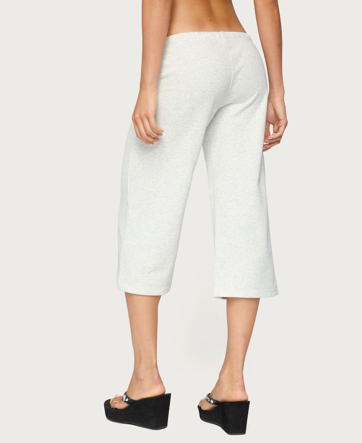 Women's 80 Low Rise Sequin Cotton-Blend Capri Sweatpants